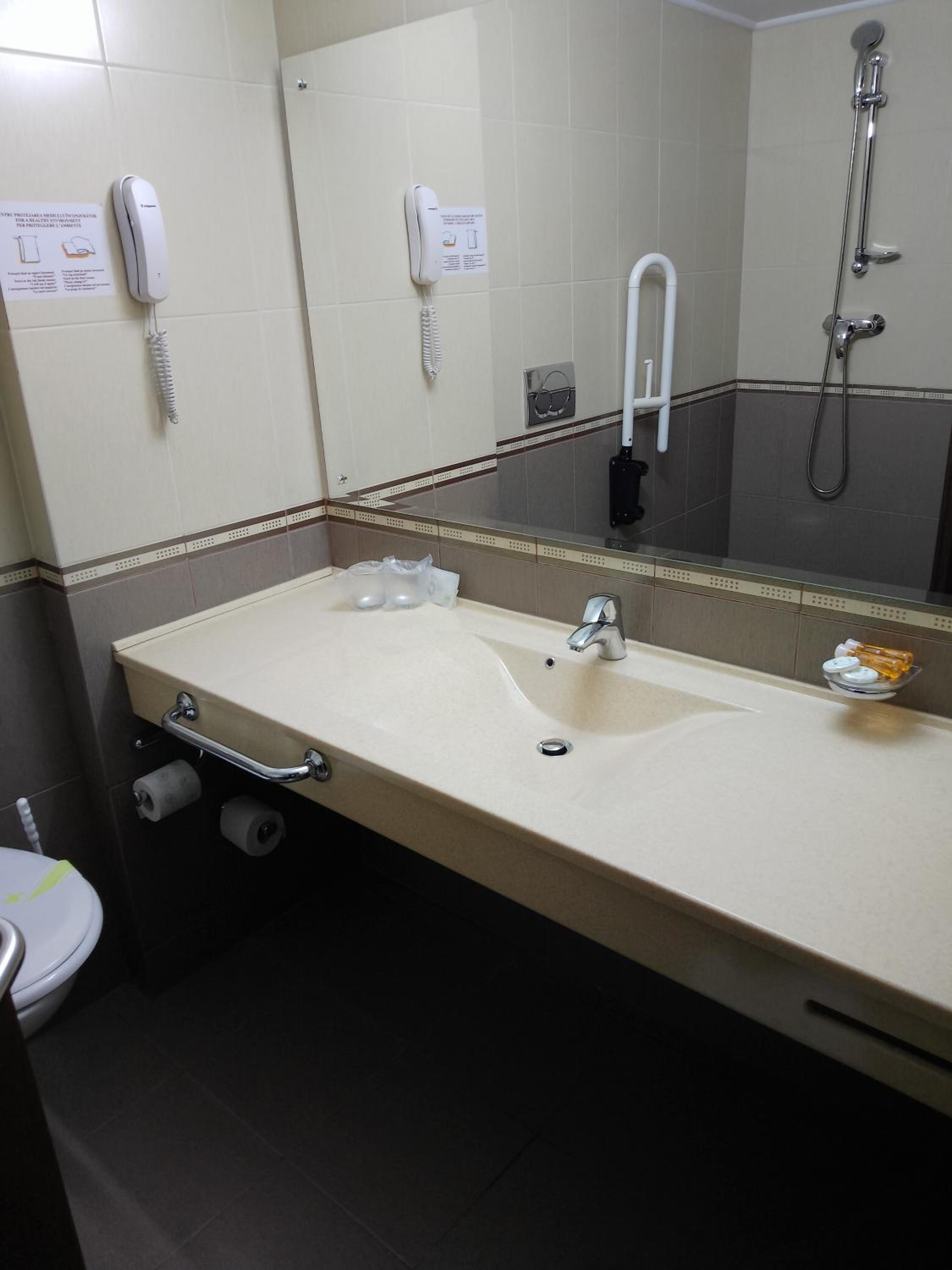 King Room - Disability Access - Photo 2