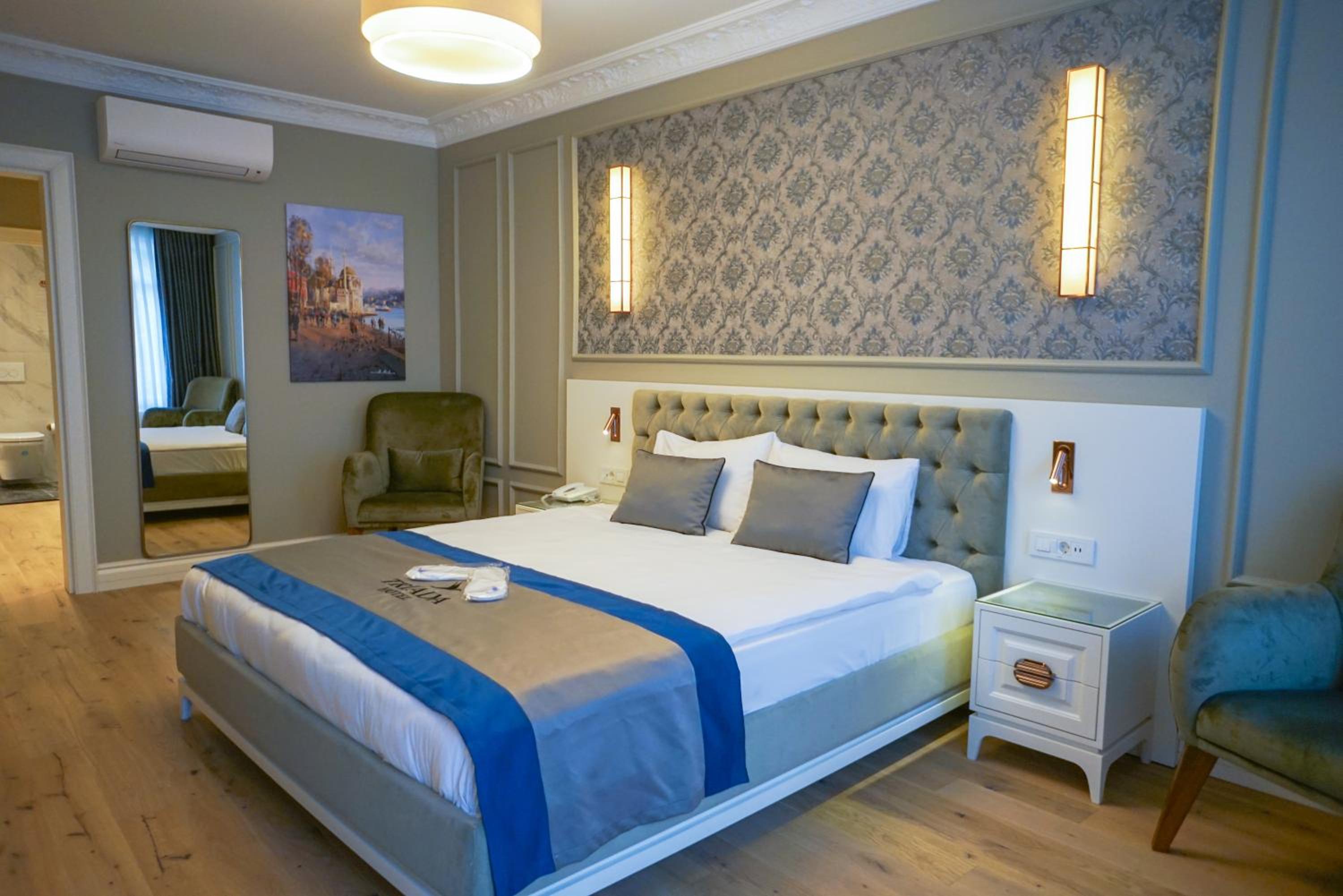 Studio Apartment photo 1
