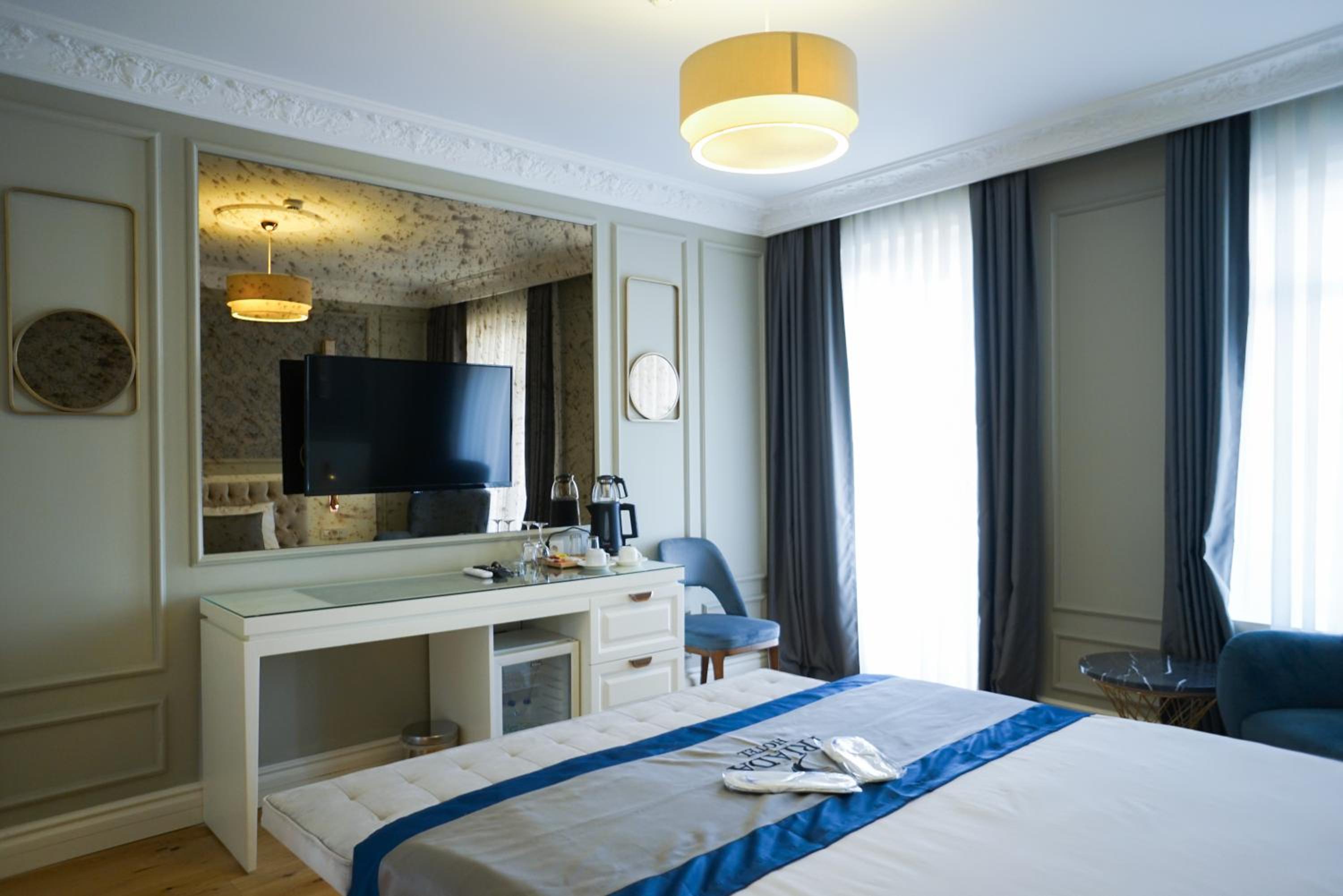 Studio Apartment with Sea View photo 1