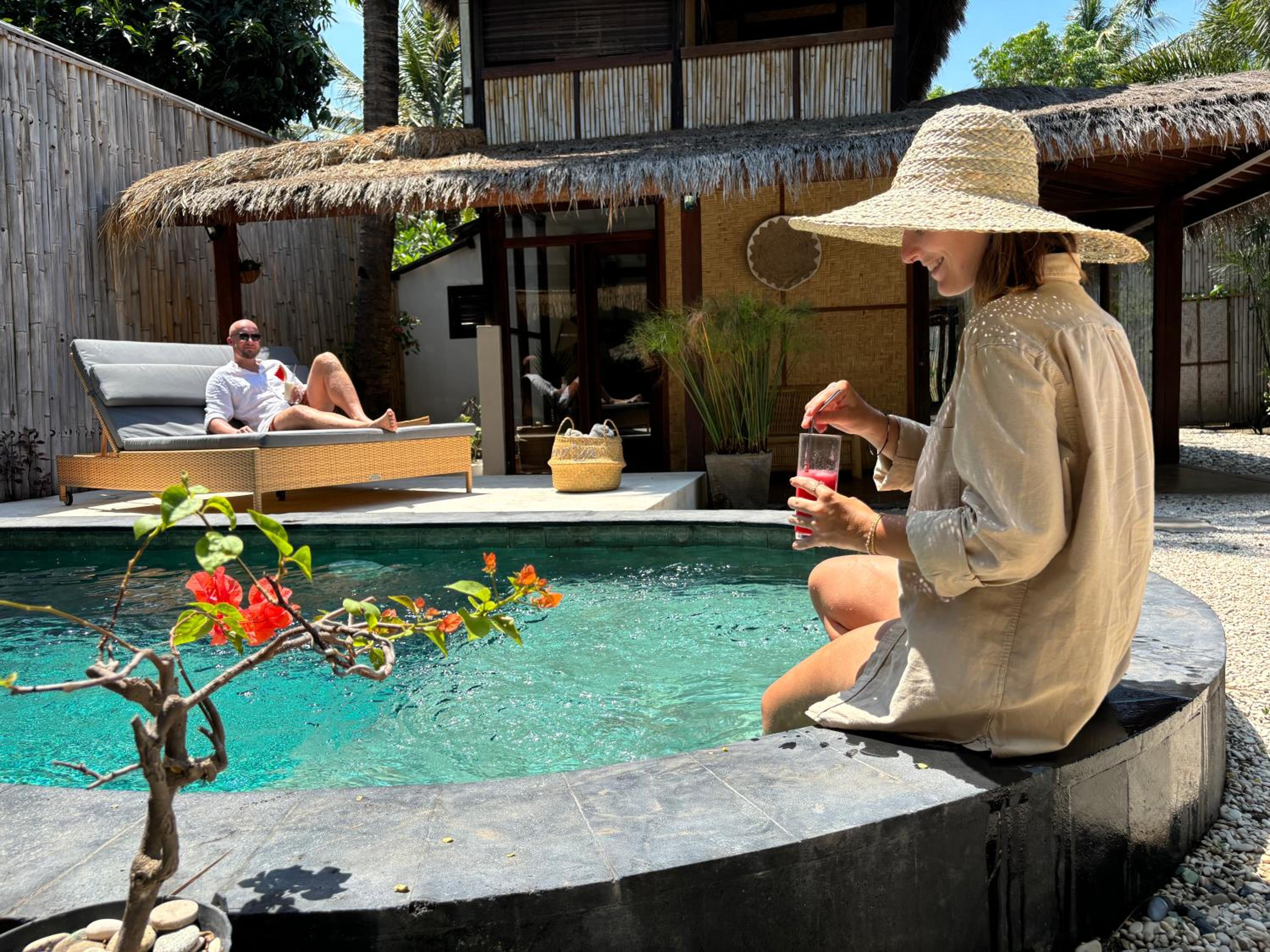 Villa with Private Pool - Photo 6