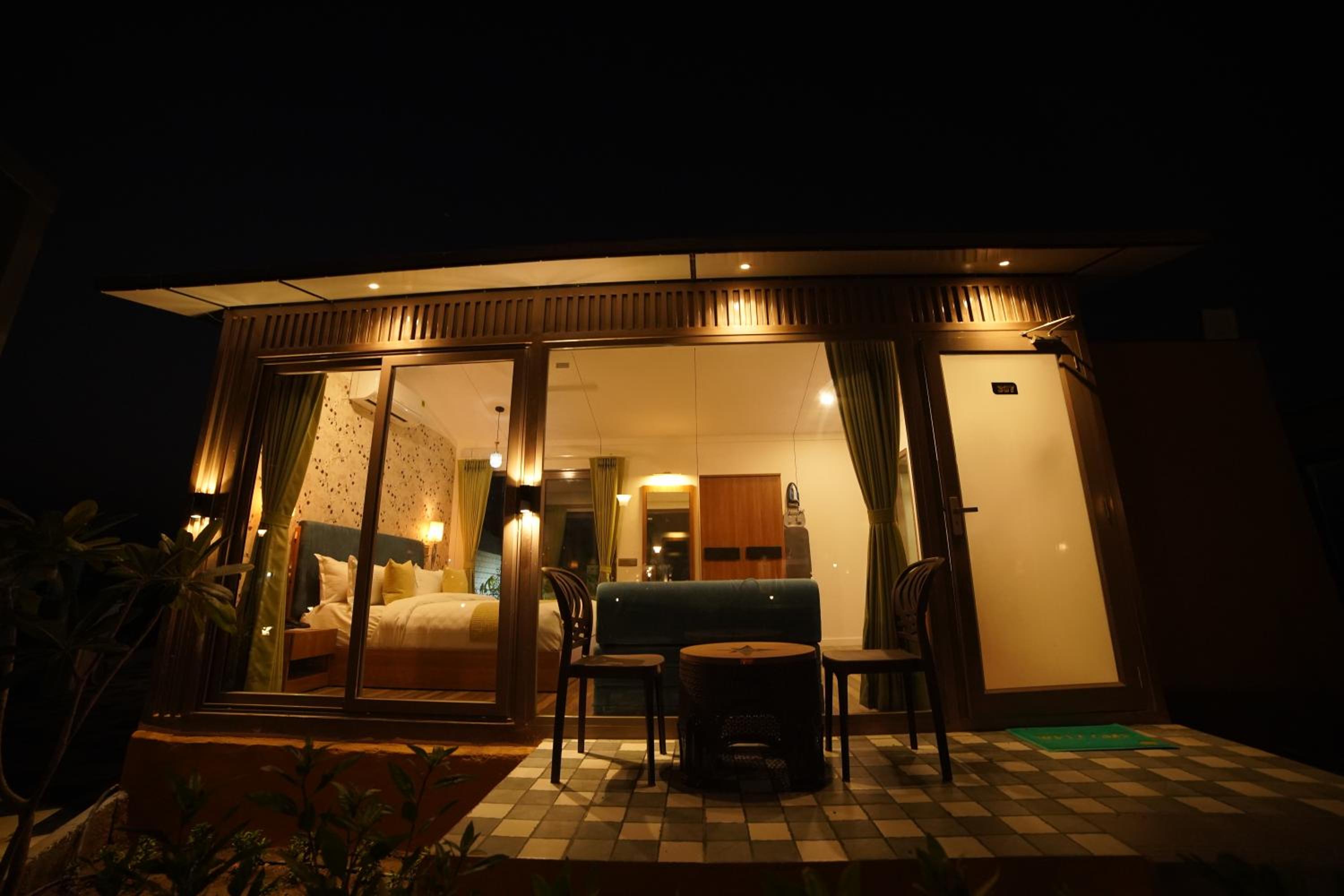 Queen Room with Garden View photo 3