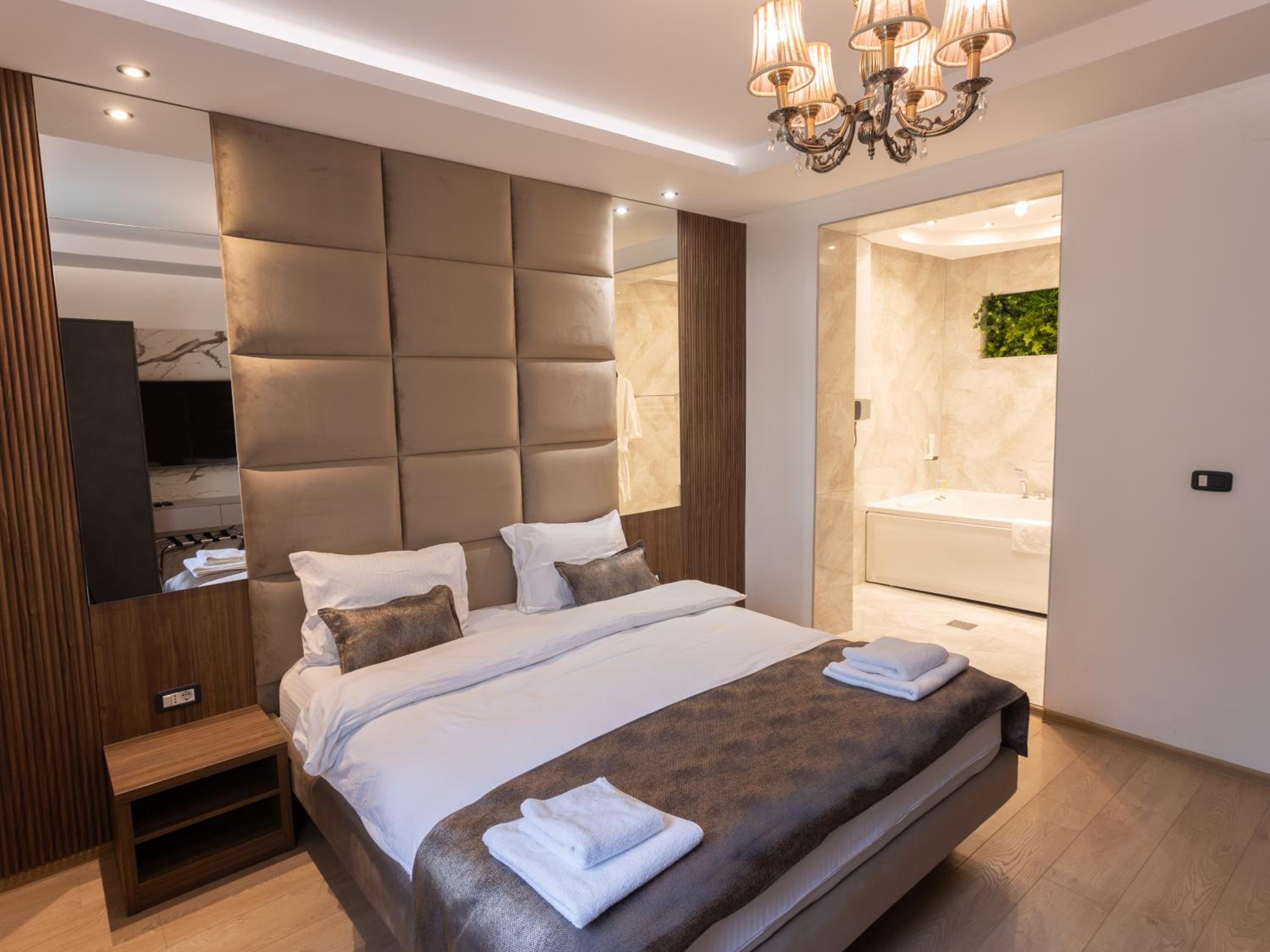 Superior Apartment