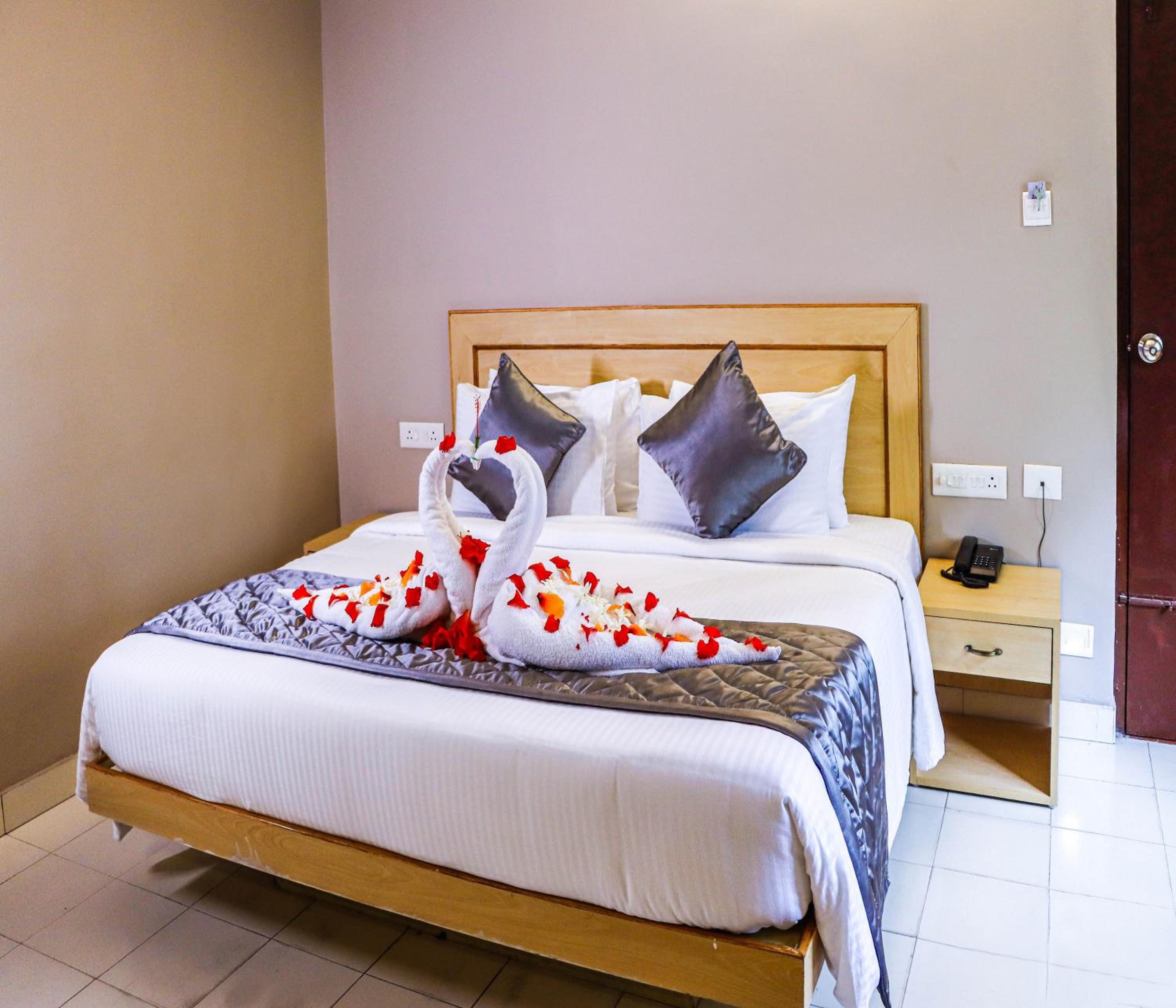 Queen Room photo 1