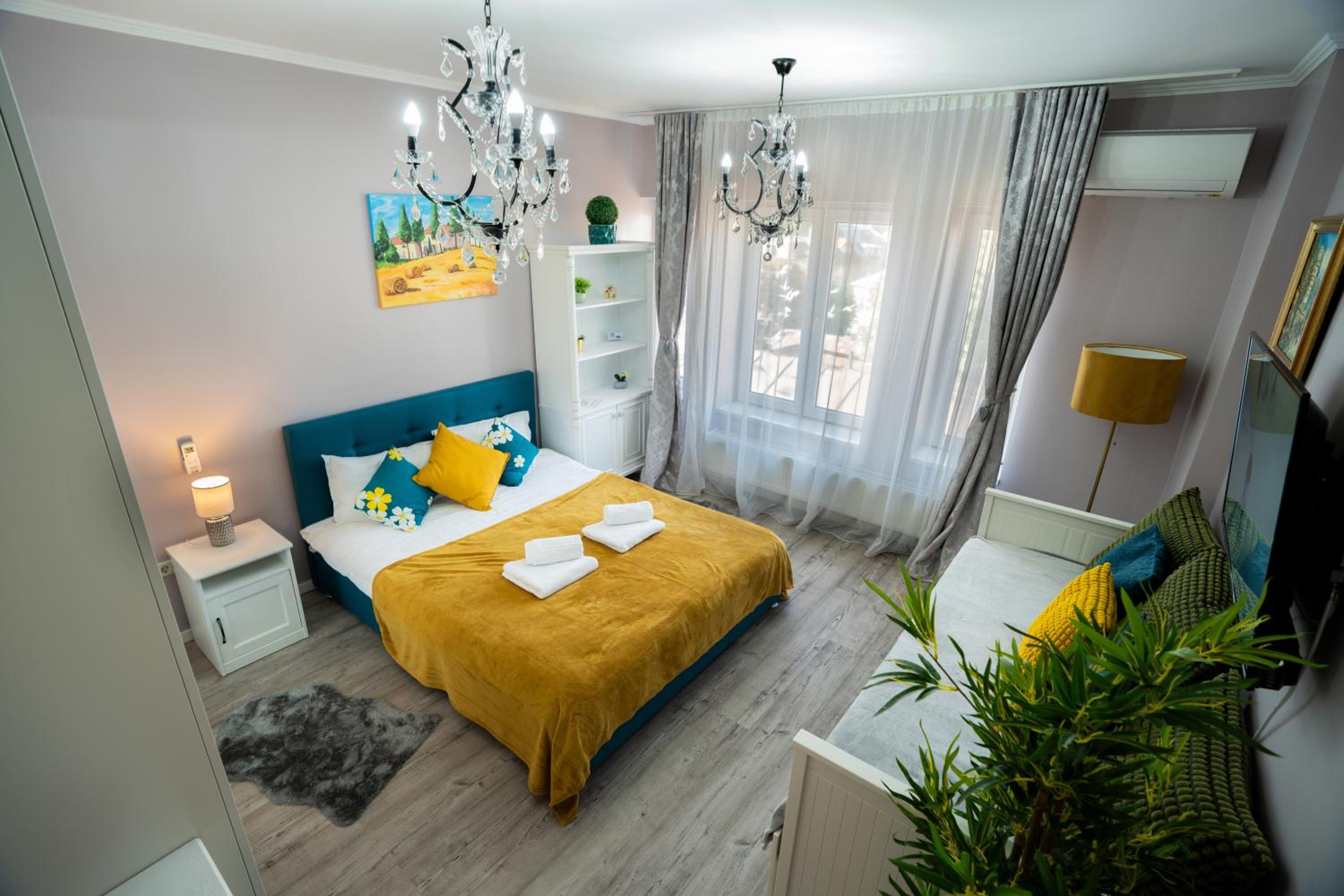 One-Bedroom Apartment
