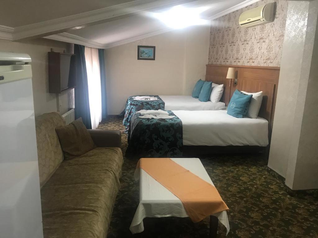 Suite with Balcony photo 1