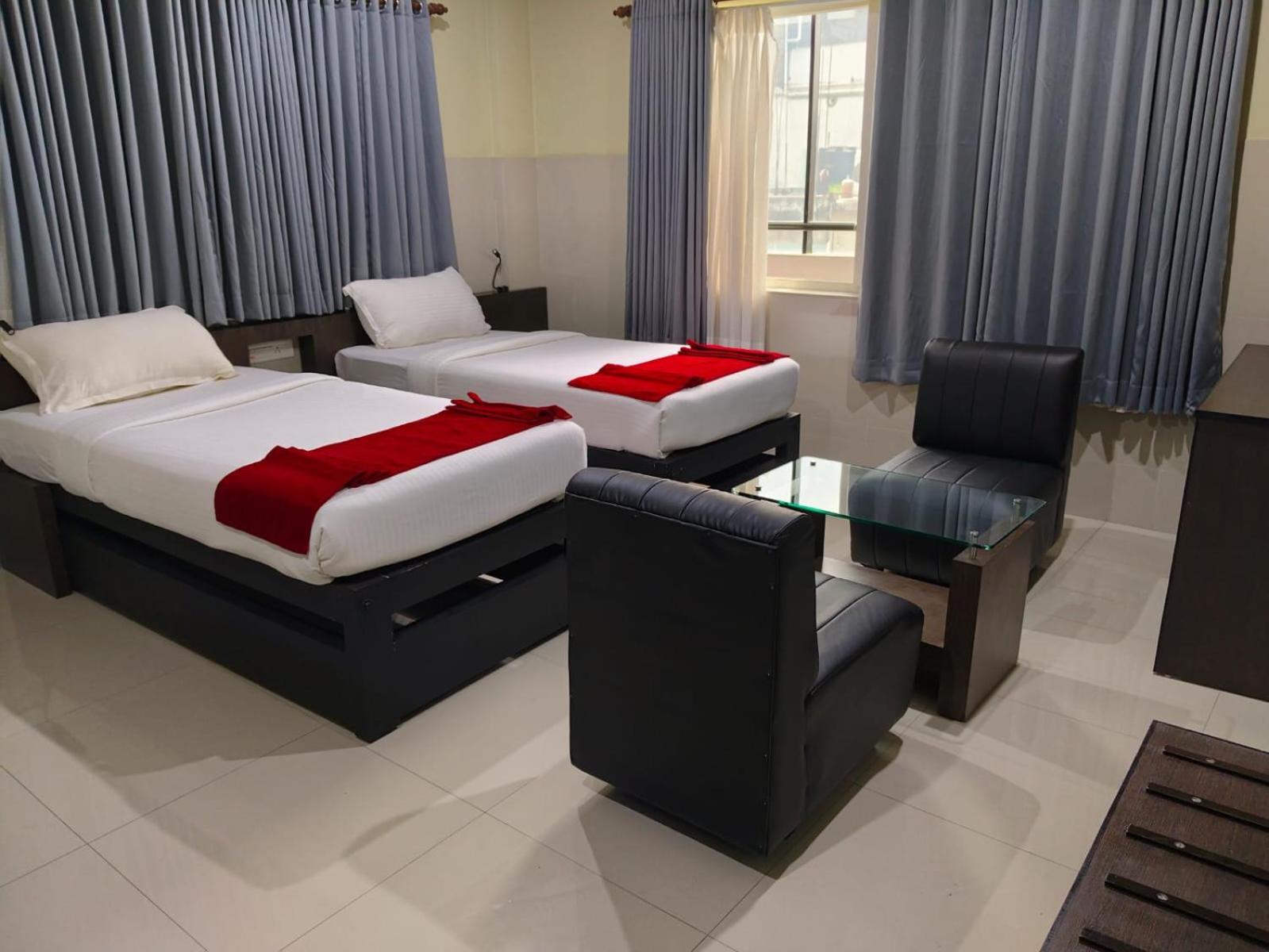 Deluxe Twin Room photo 1
