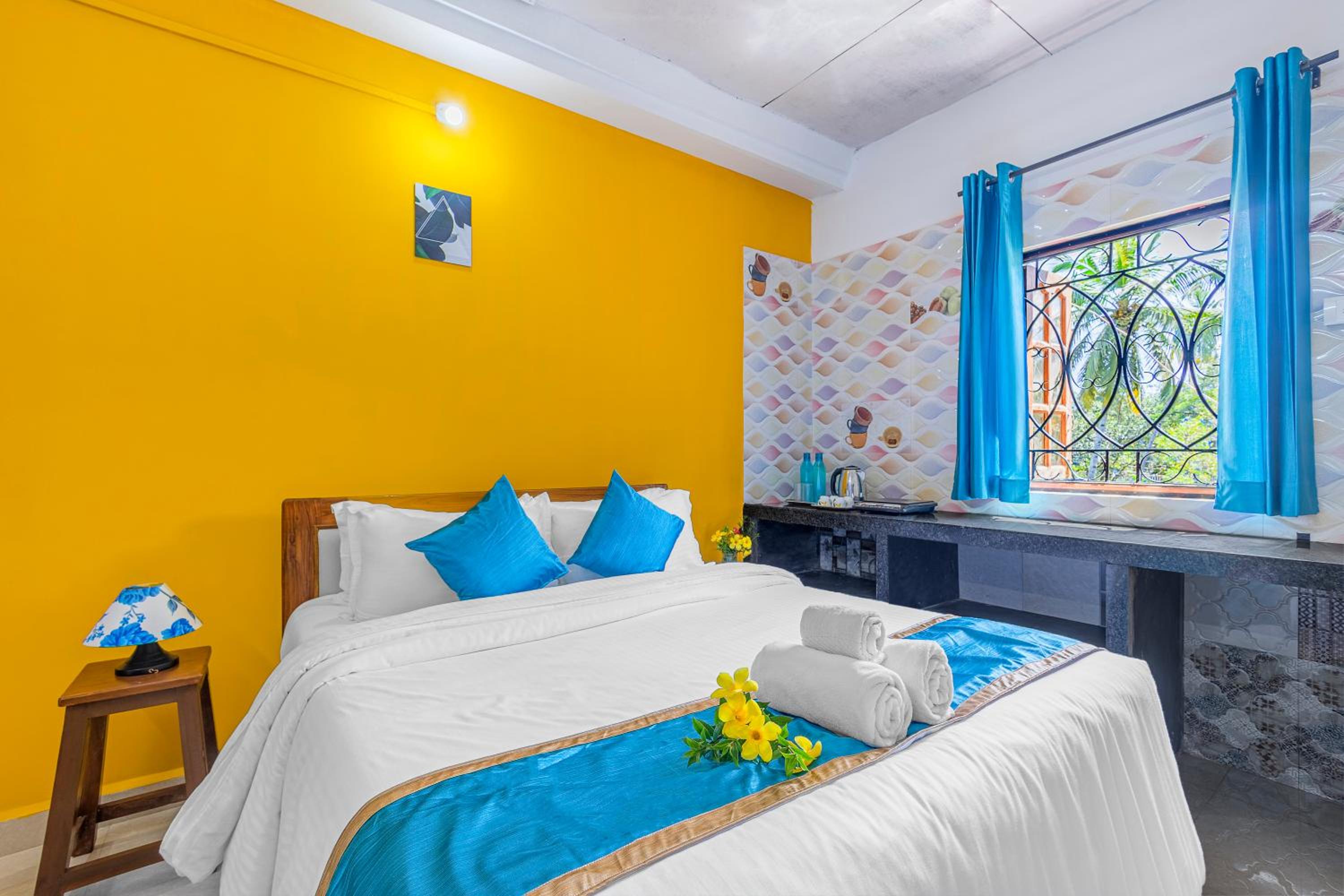 Standard Double Room with Fan - Photo 9
