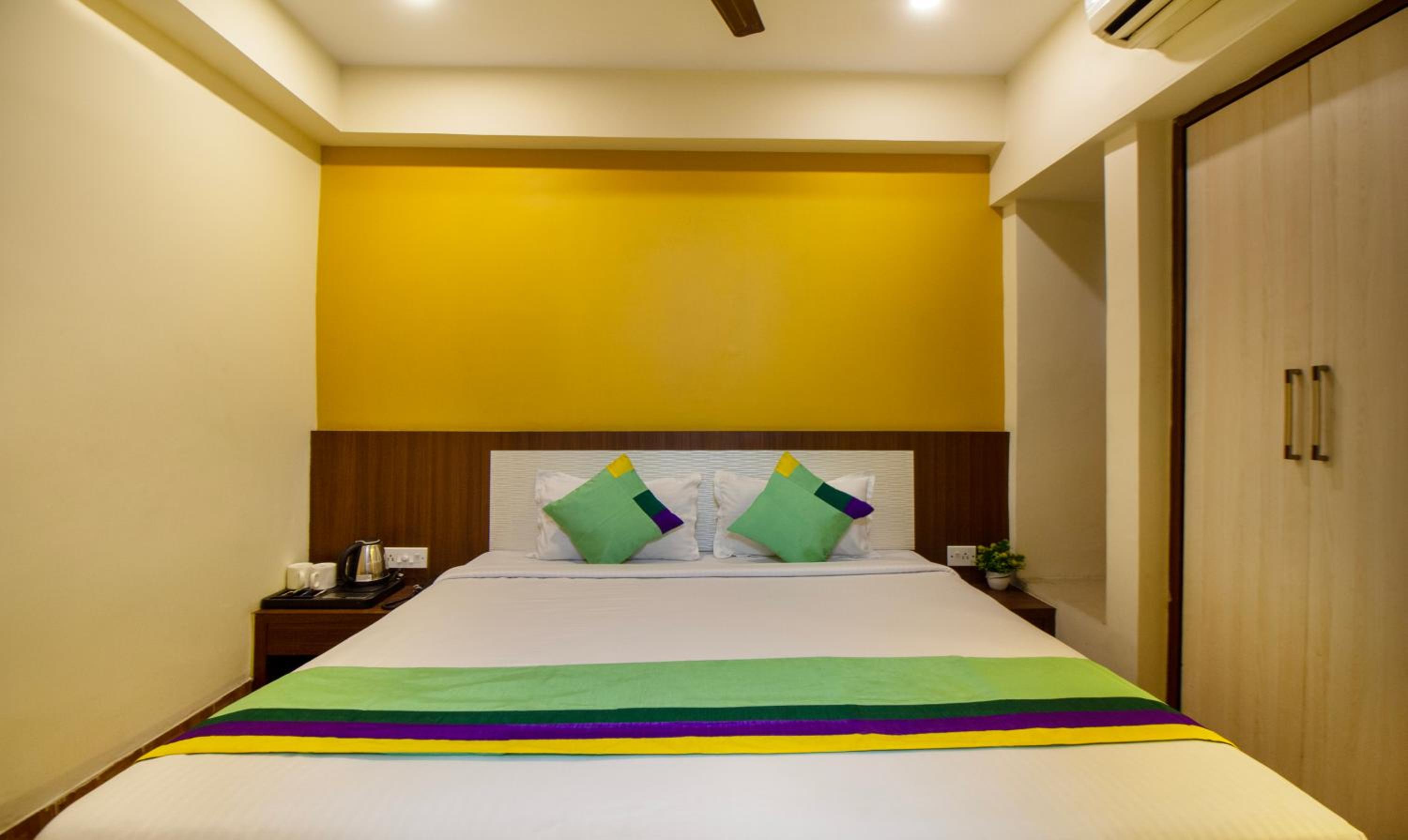 Economy Room - Photo 7
