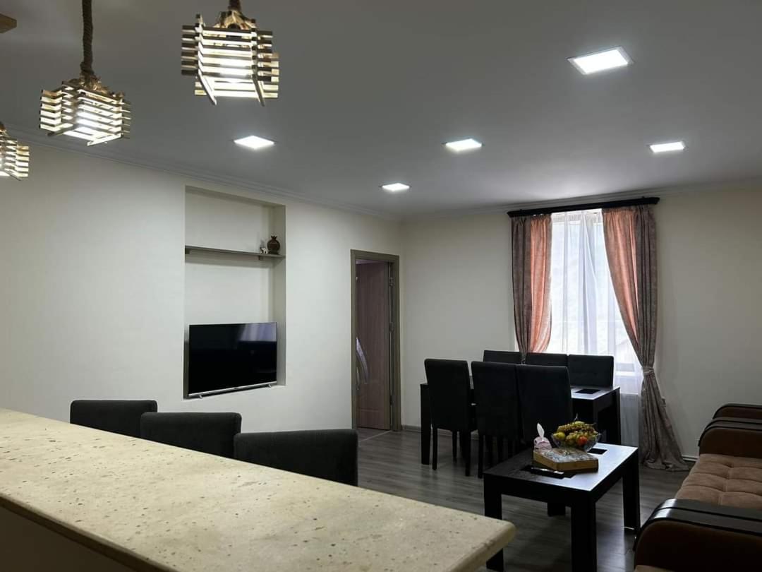 Three-Bedroom Villa photo 3