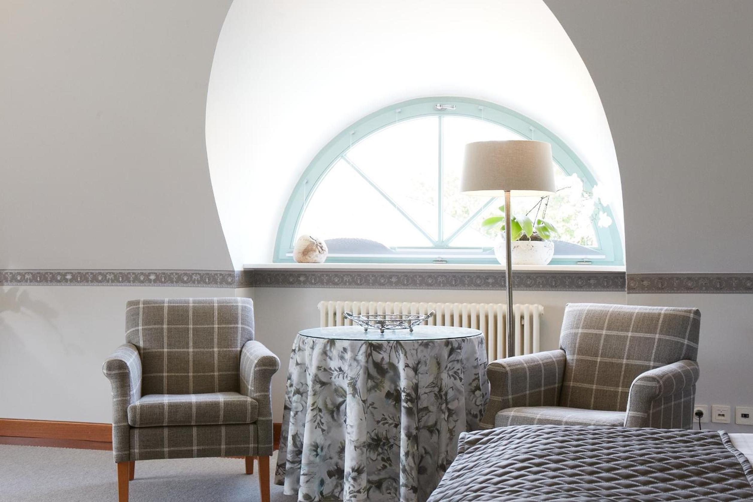 Romantic Suite - Photo 5