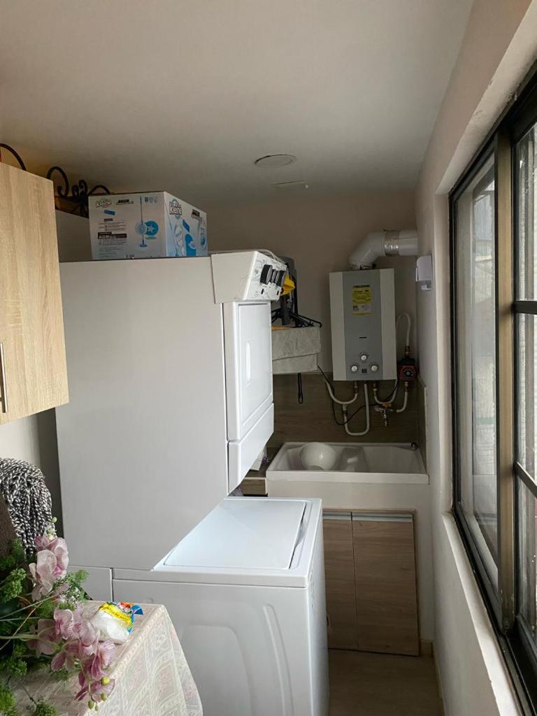 Three-Bedroom House photo 3