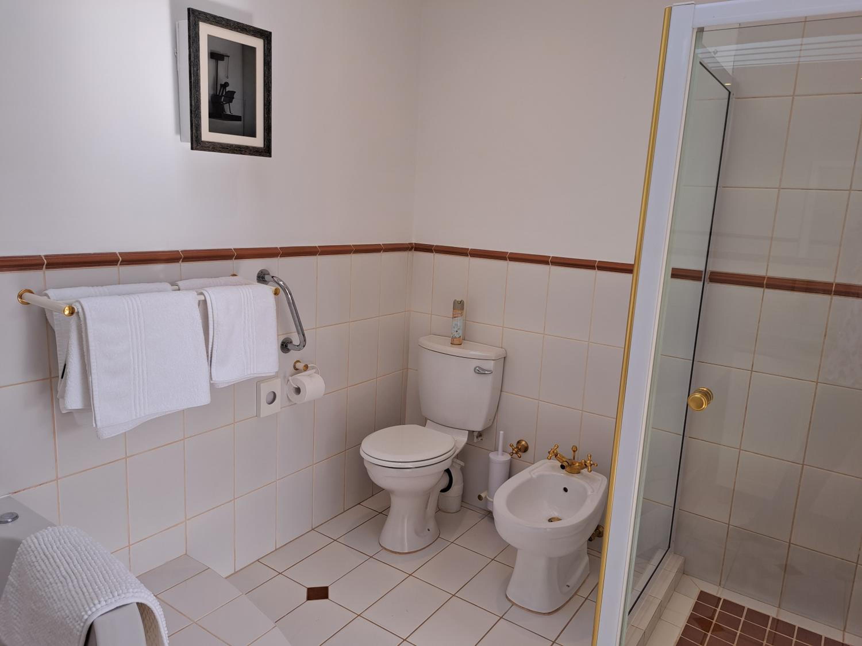 Twin/Double Room - Photo 5