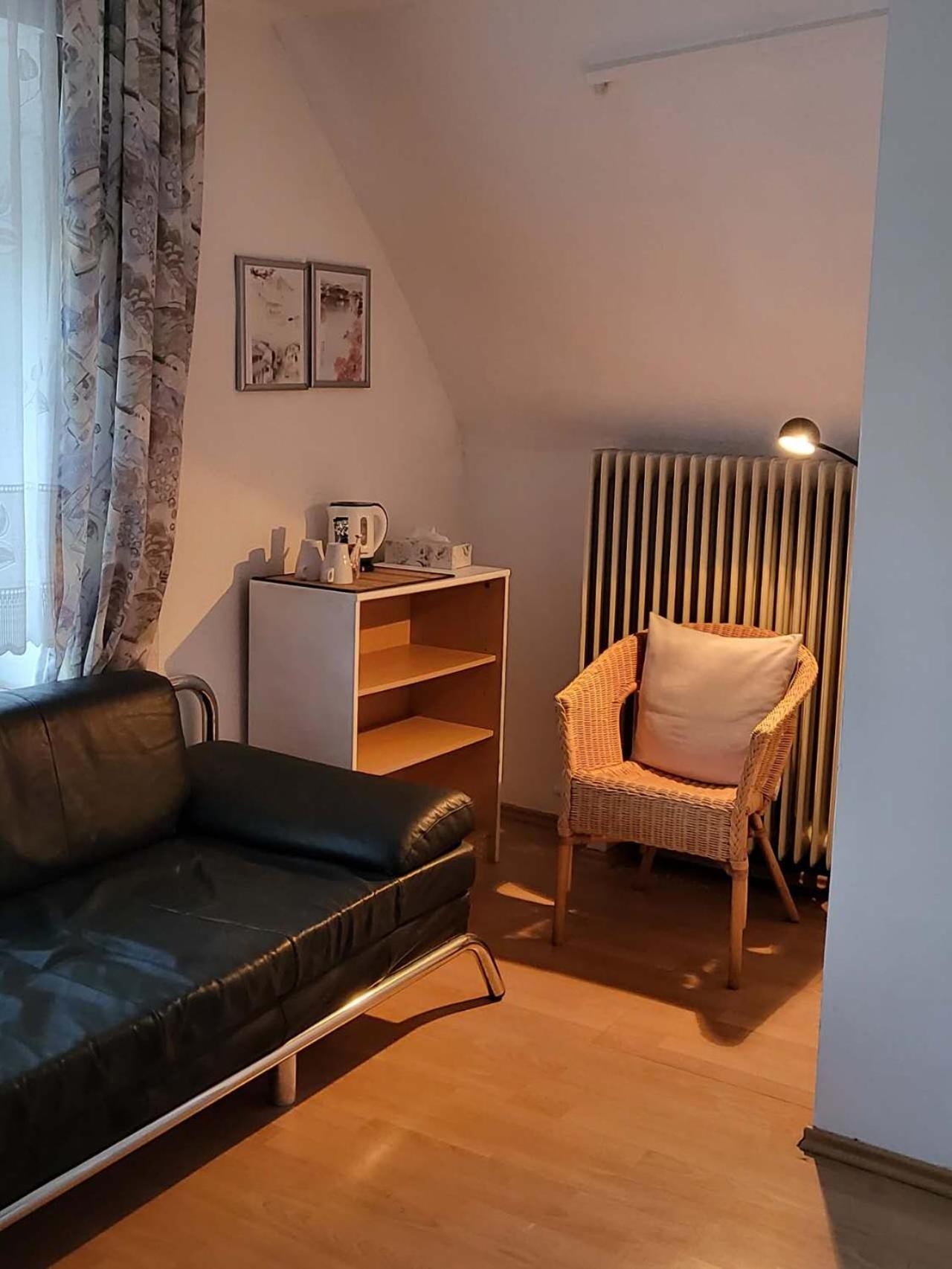 Double or Twin Room photo 3