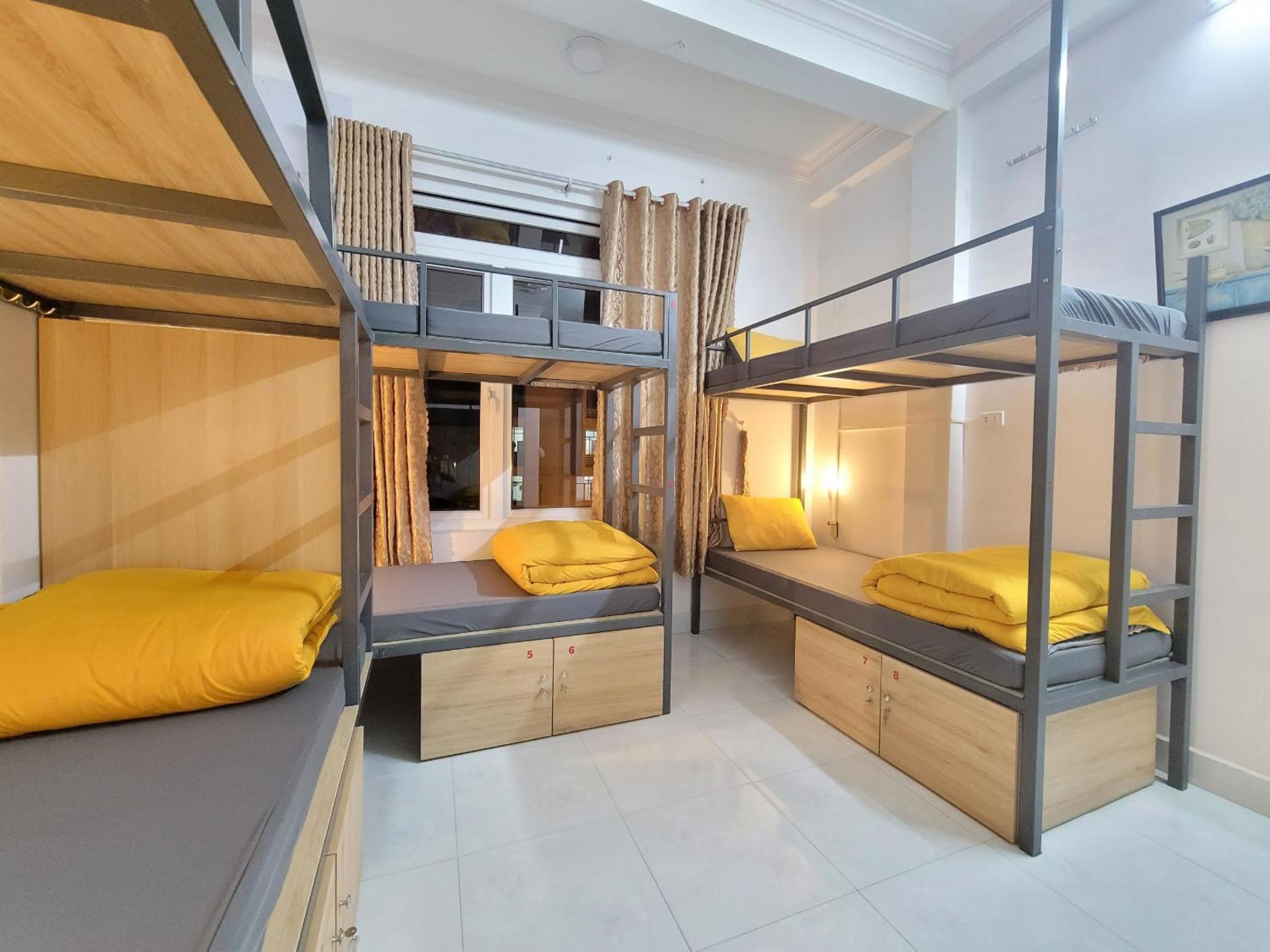 Bunk Bed in Female Dormitory Room   photo 3