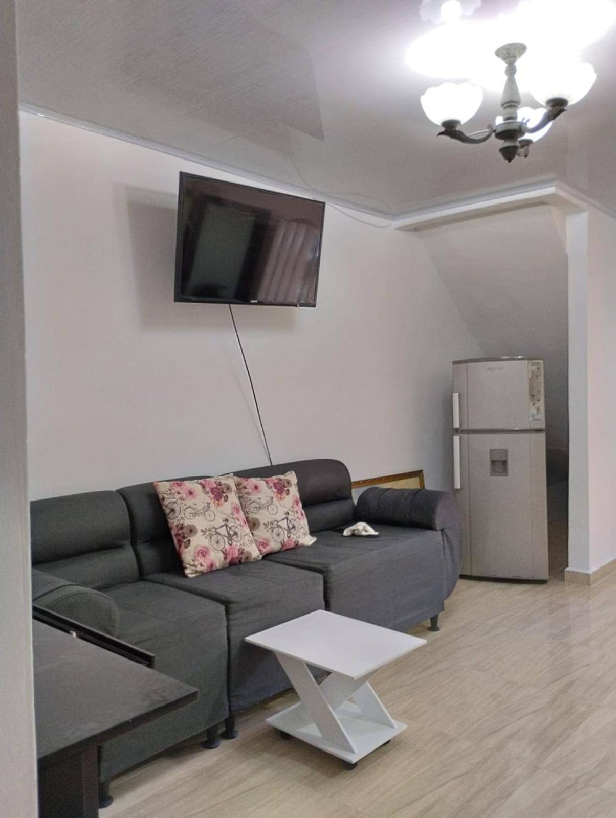Three-Bedroom Standard Apartment photo 1