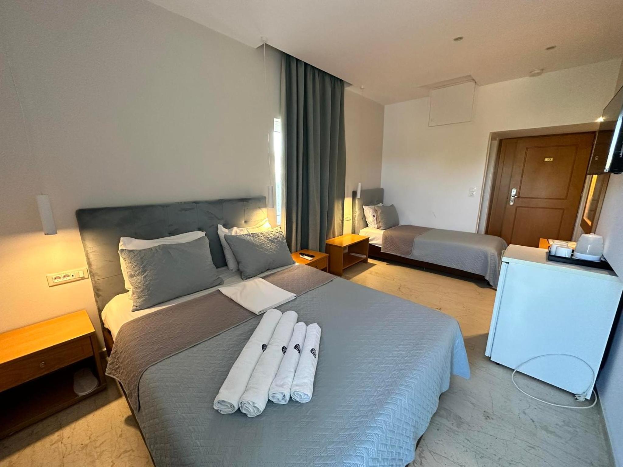 Superior Triple Room - Photo 5