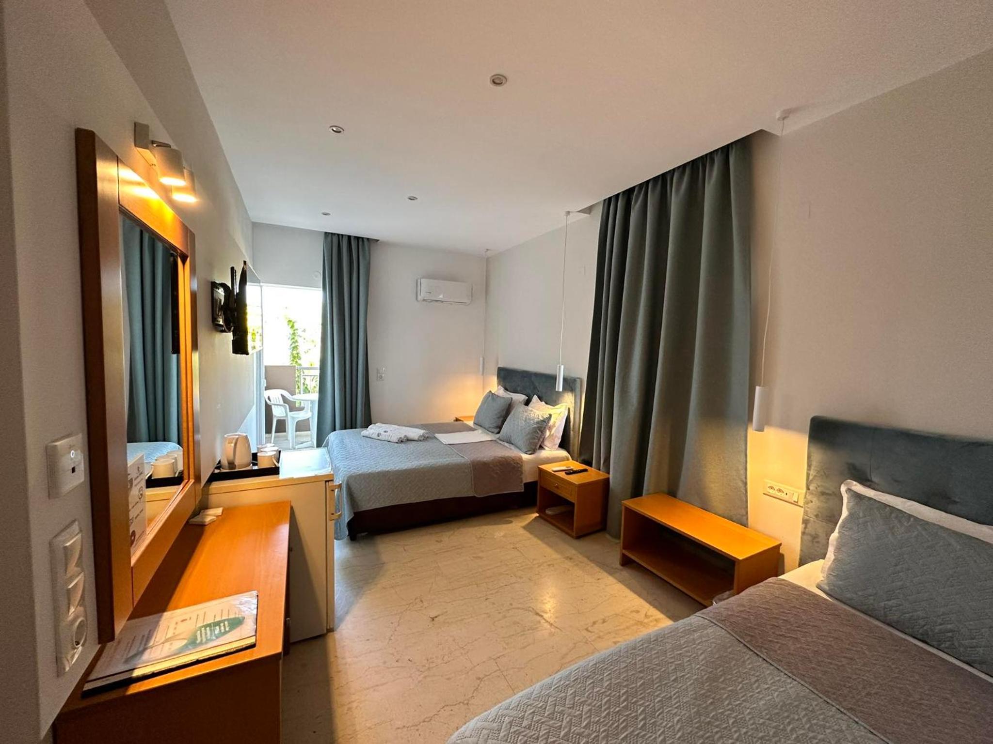 Superior Triple Room - Photo 6