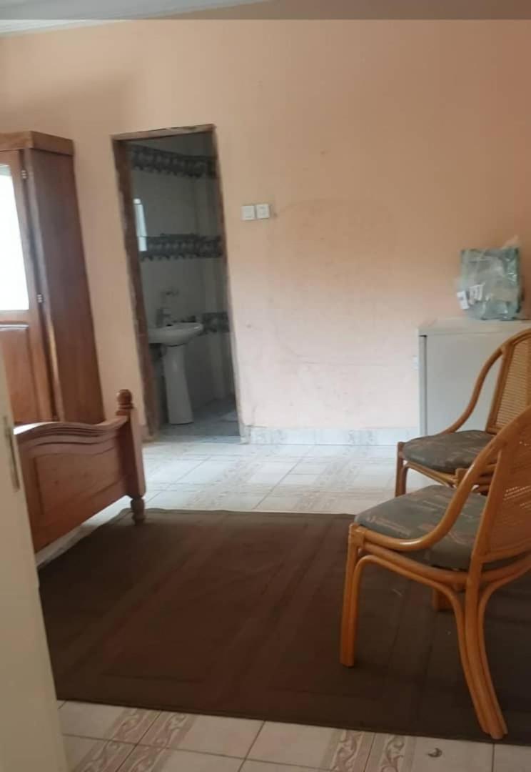 Double Or Twin Room With Private Bathroom photo 2