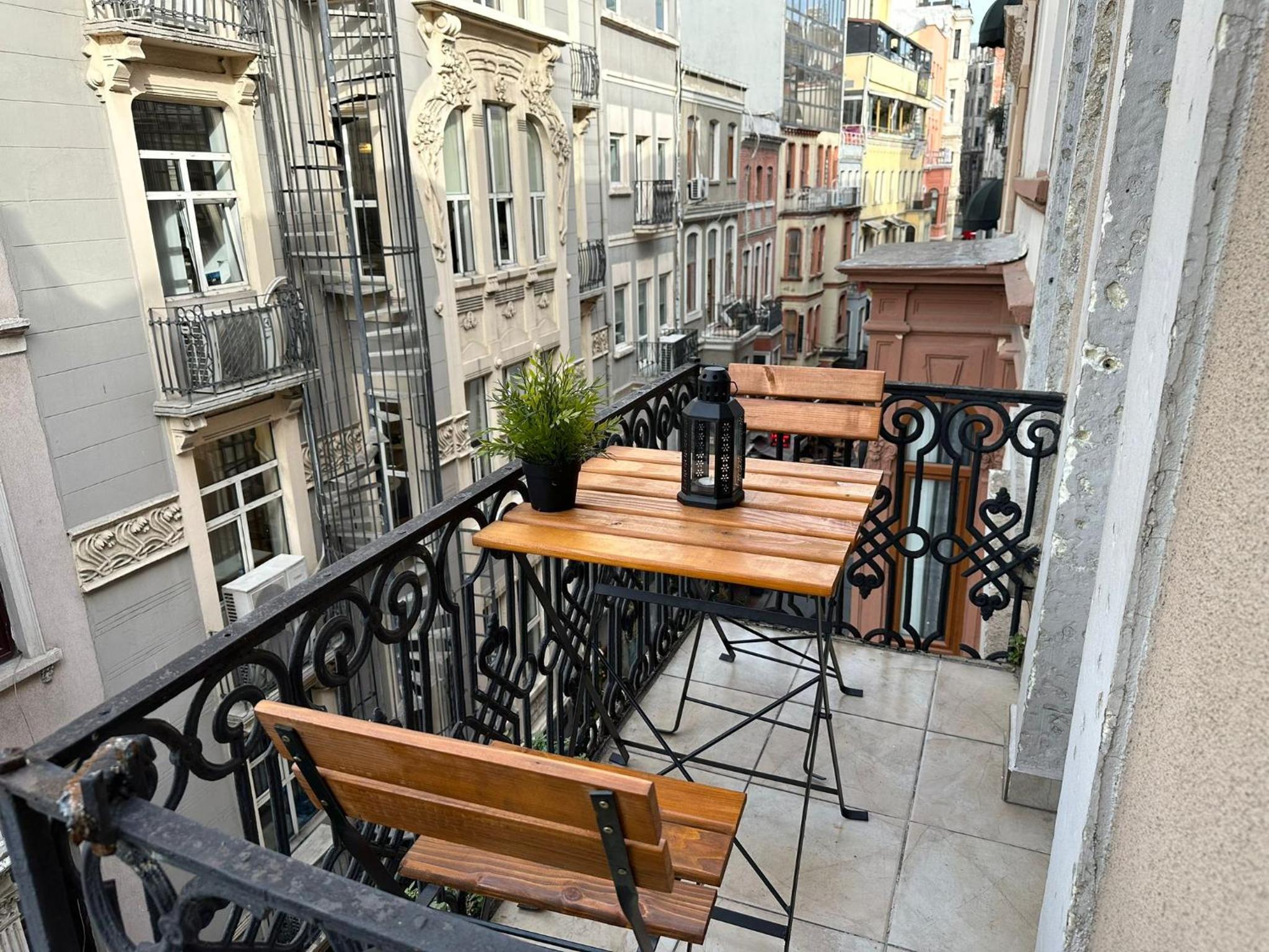 Double Room with Balcony photo 3