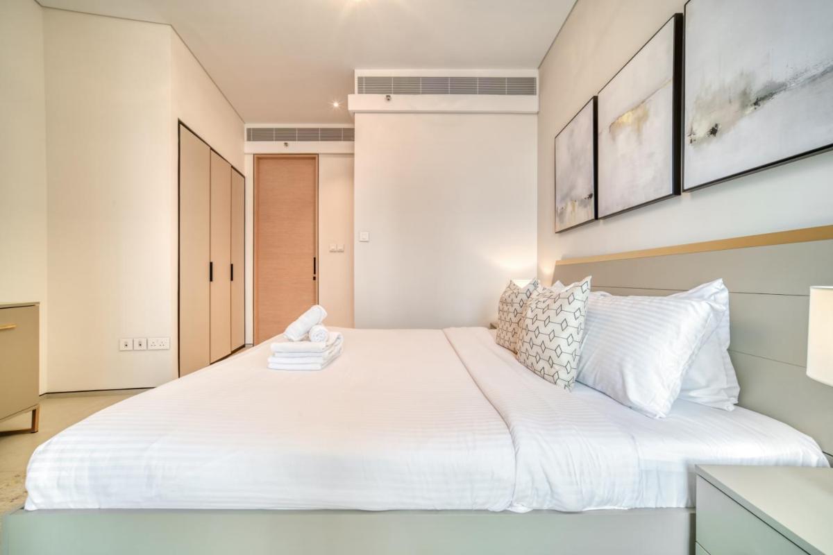 One-Bedroom Apartment photo 2