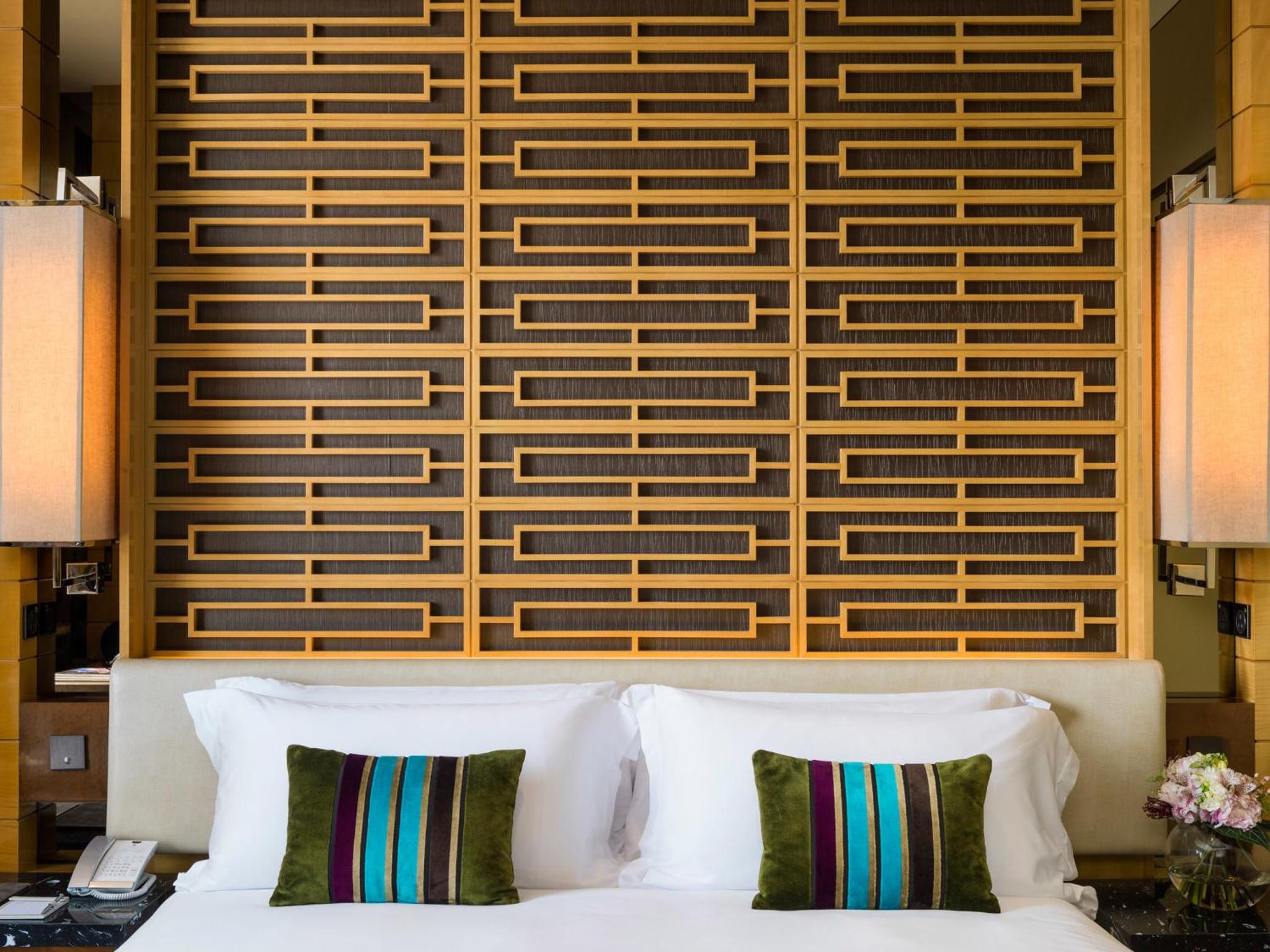 Deluxe Olympian Room photo 2