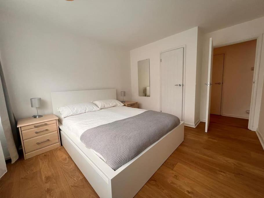 Two-Bedroom Apartment photo 3