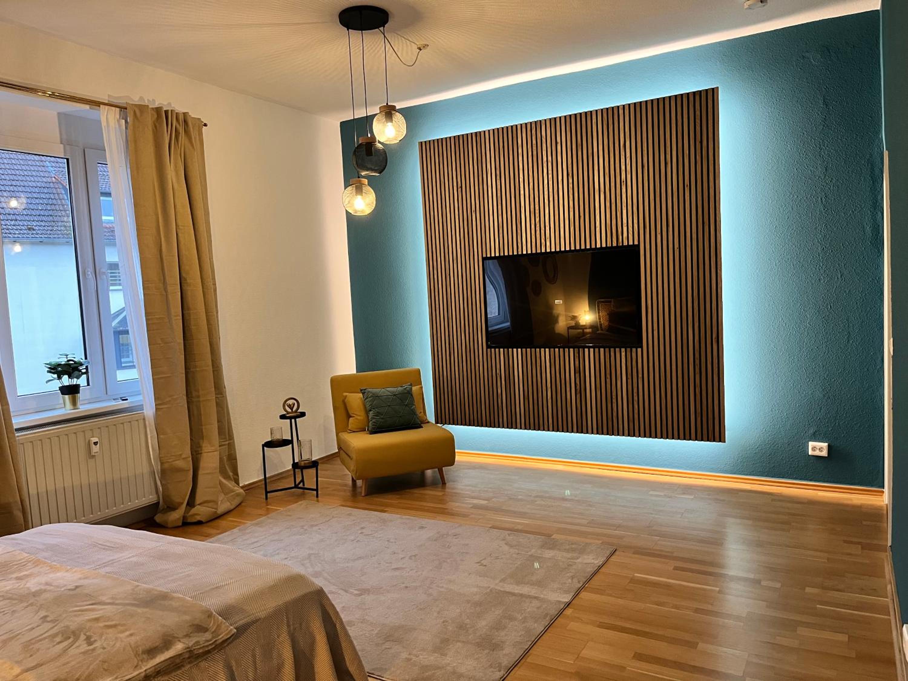 One-Bedroom Apartment photo 1