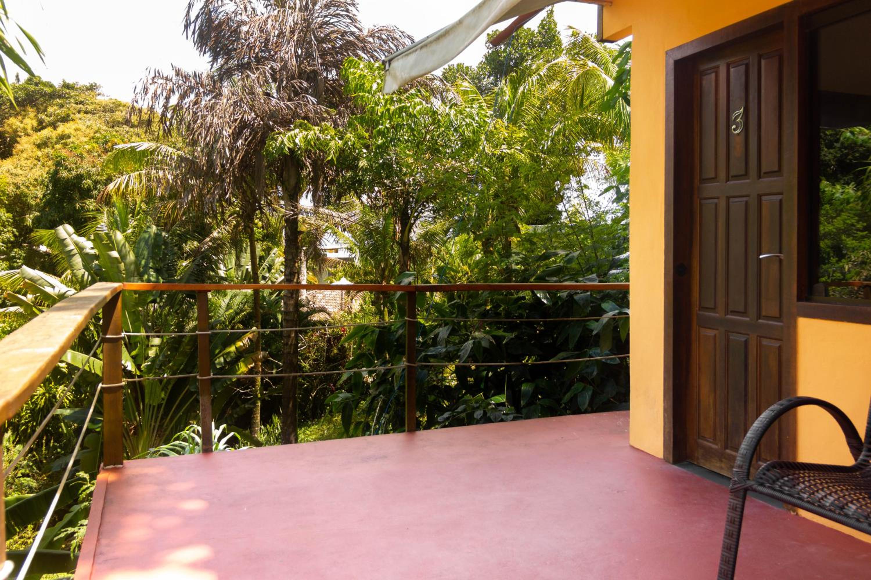 Double Room - Photo 5