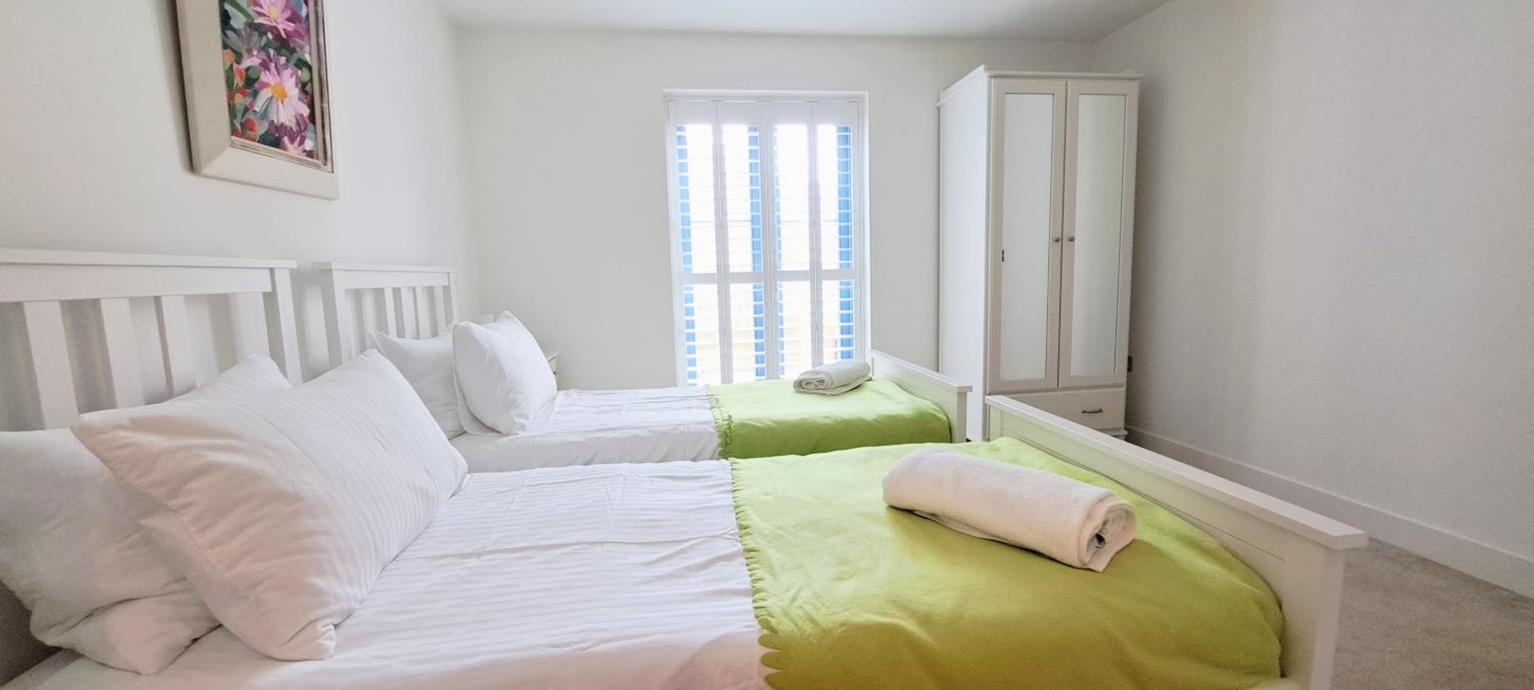 Four-Bedroom House photo 2