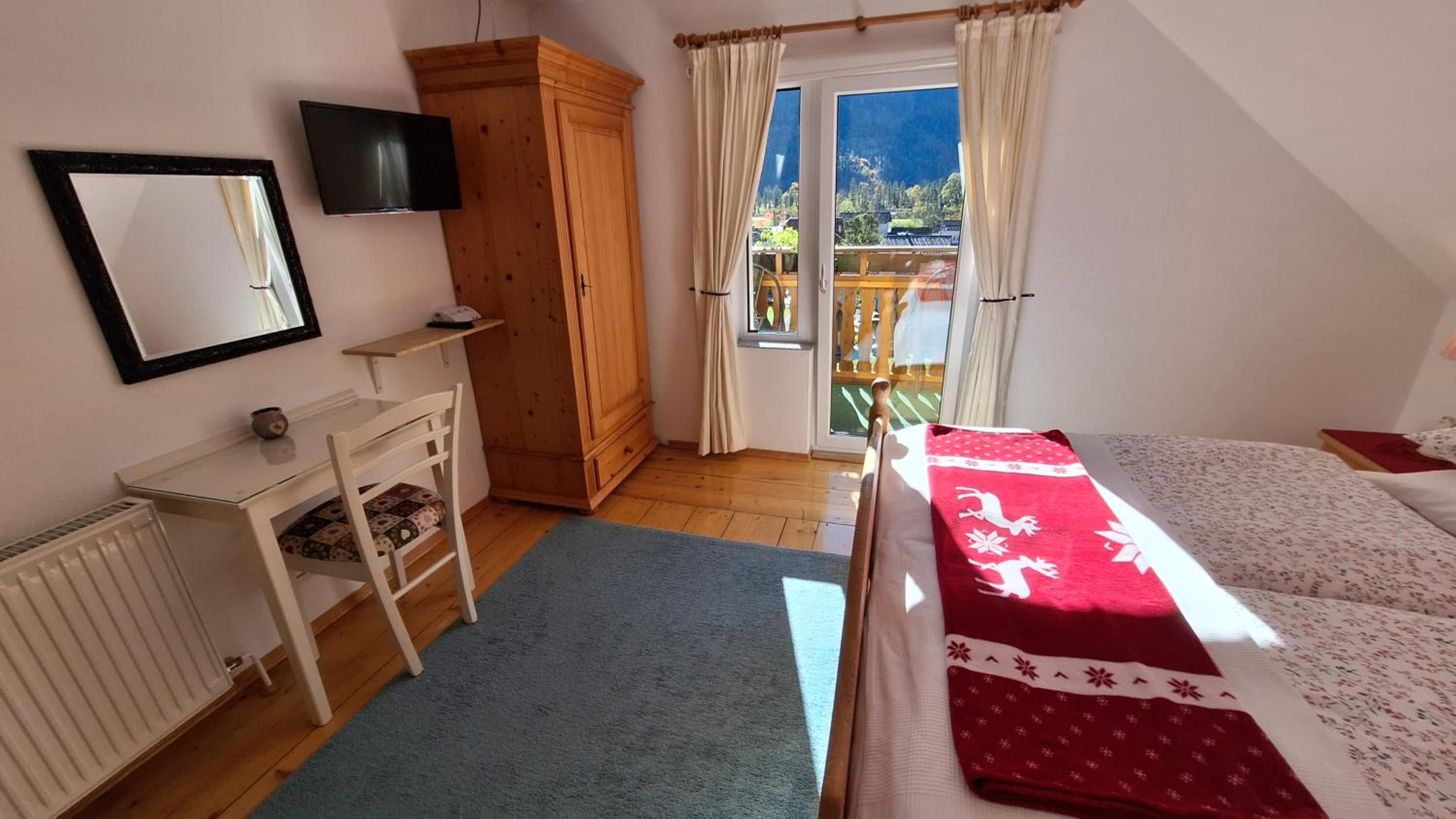 Double Room with Balcony photo 2