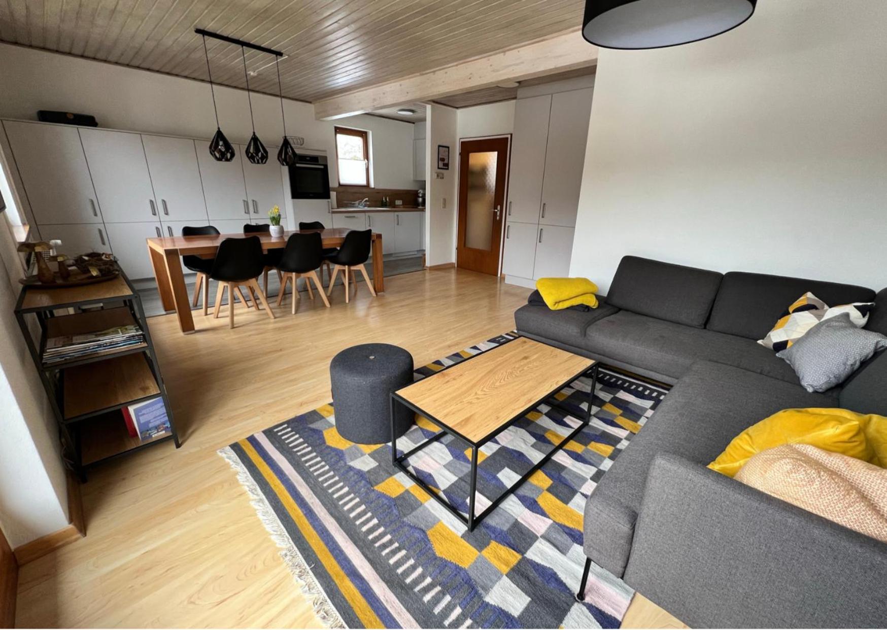 Three-Bedroom House photo 2
