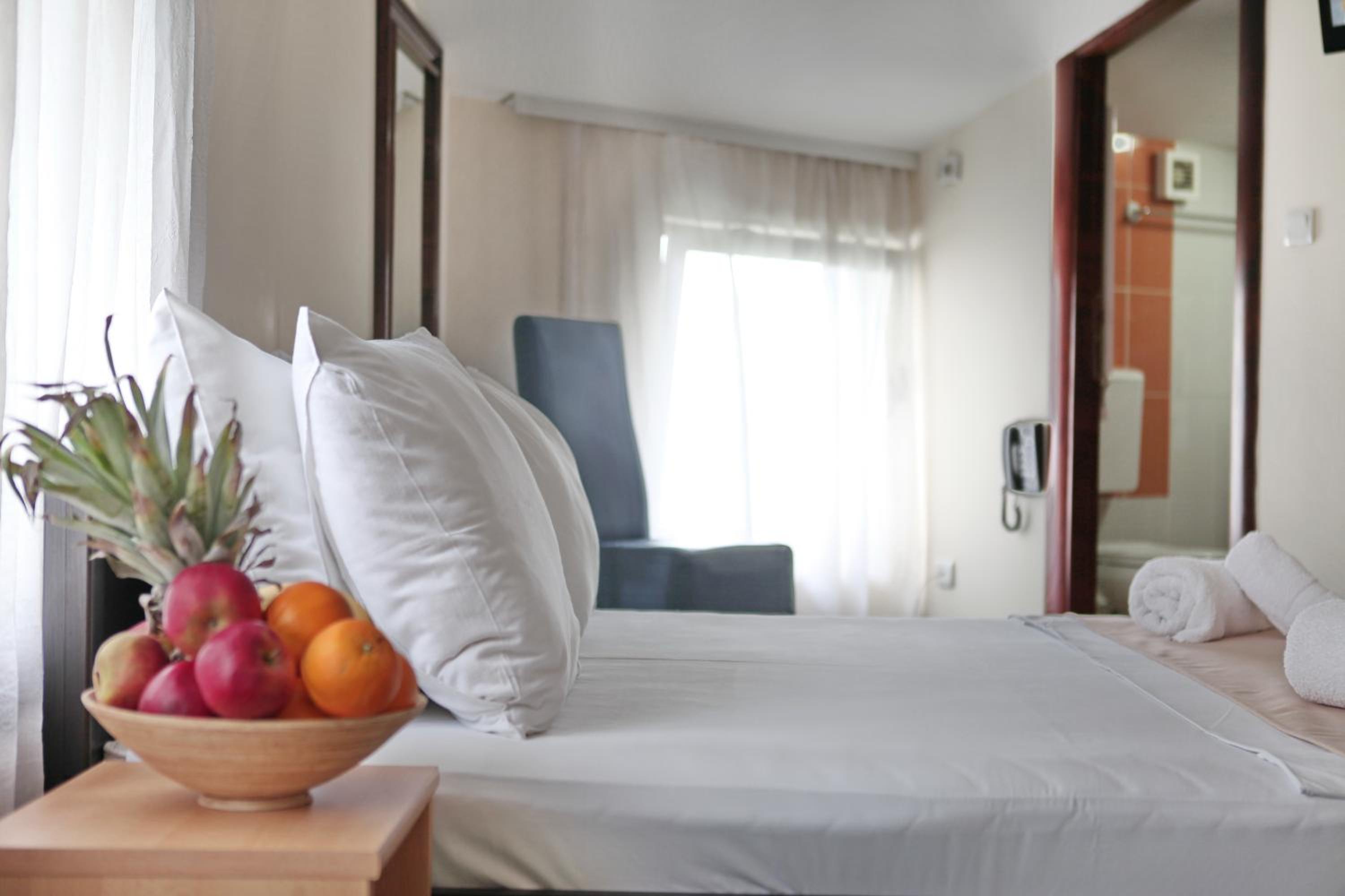 Economy Double Room - Photo 5