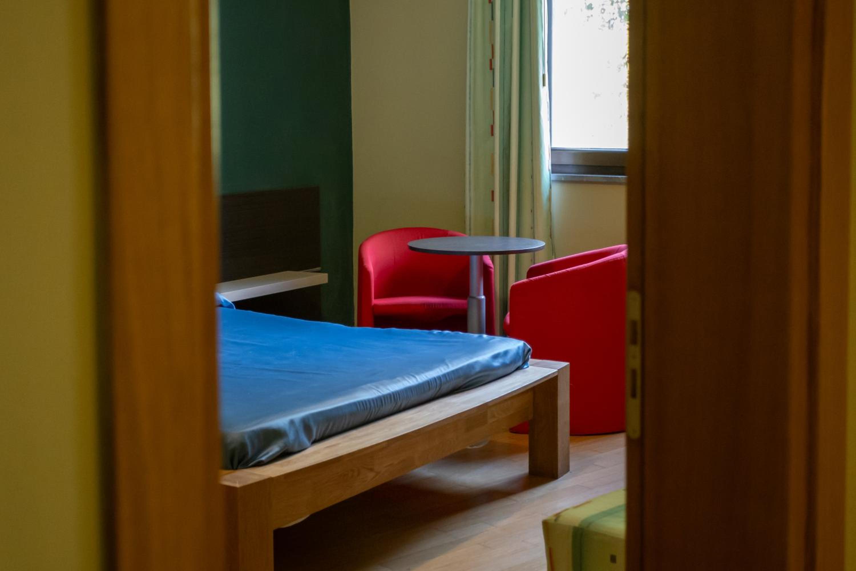 Suite - Photo 5