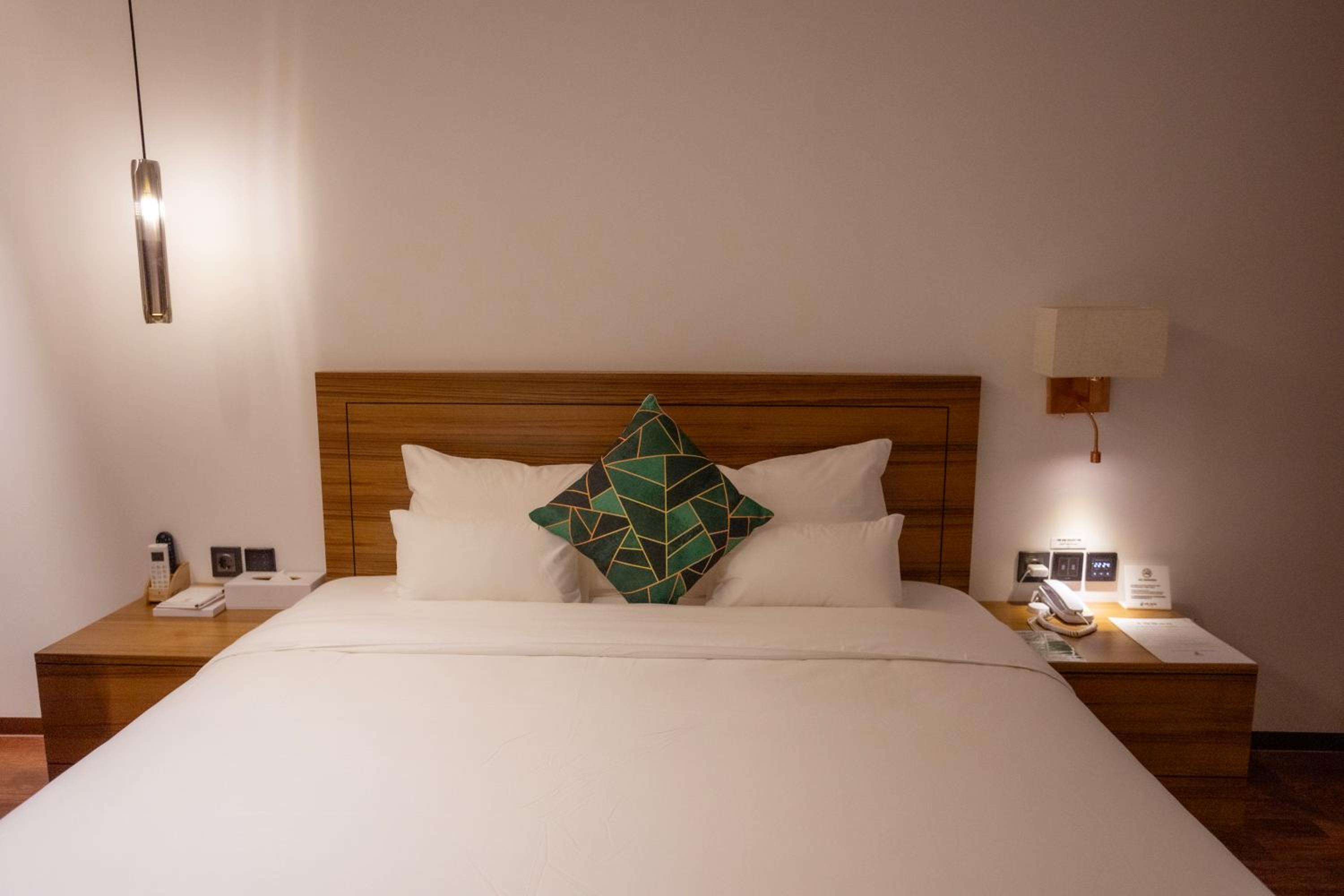 Double Room with Spa Bath photo 3