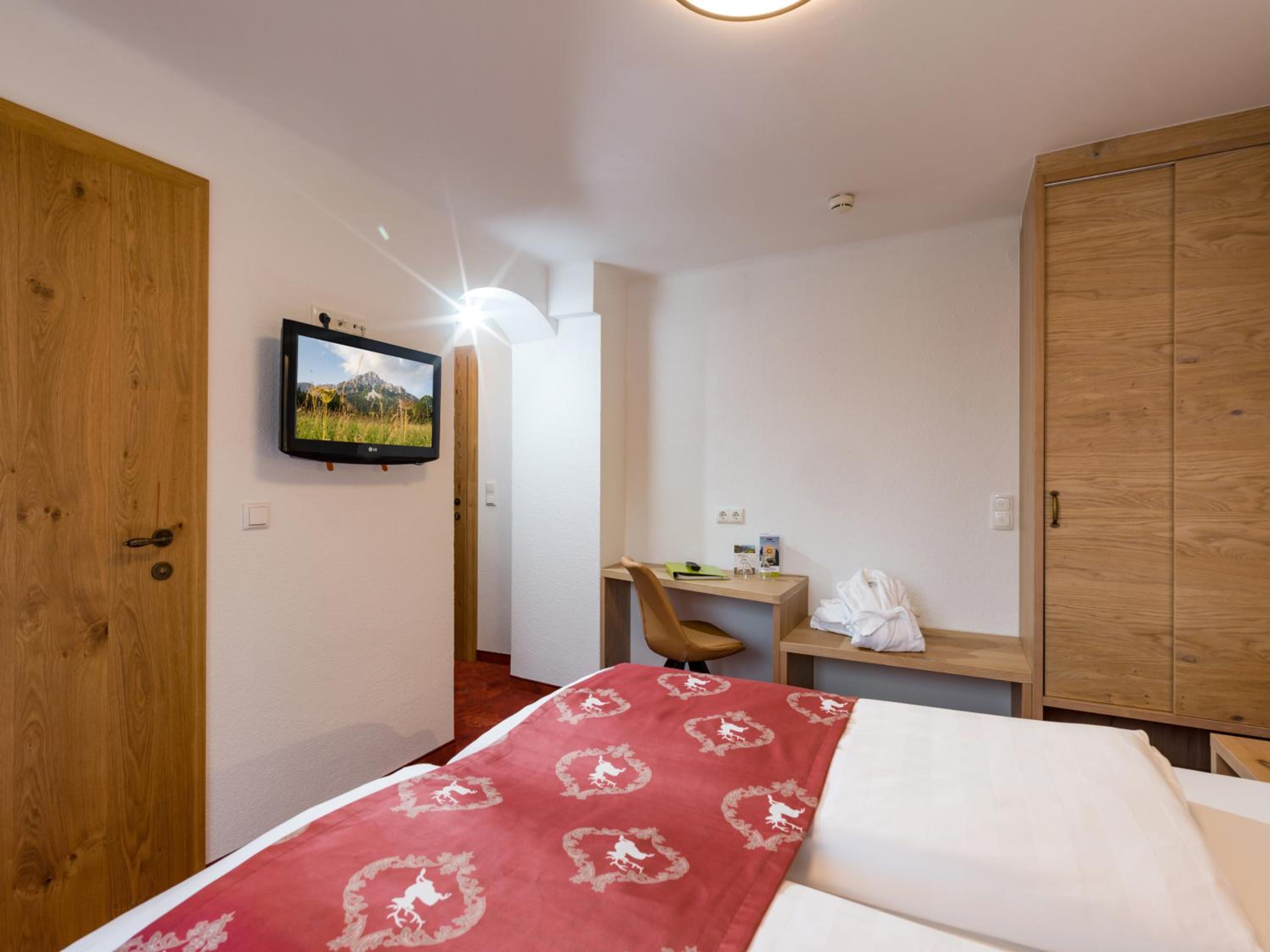 Small Double Room photo 2