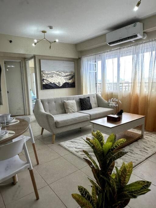 Three-Bedroom Apartment photo 1