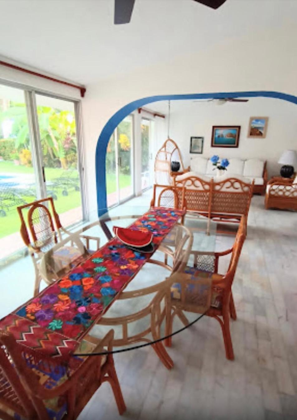 Villa photo 3
