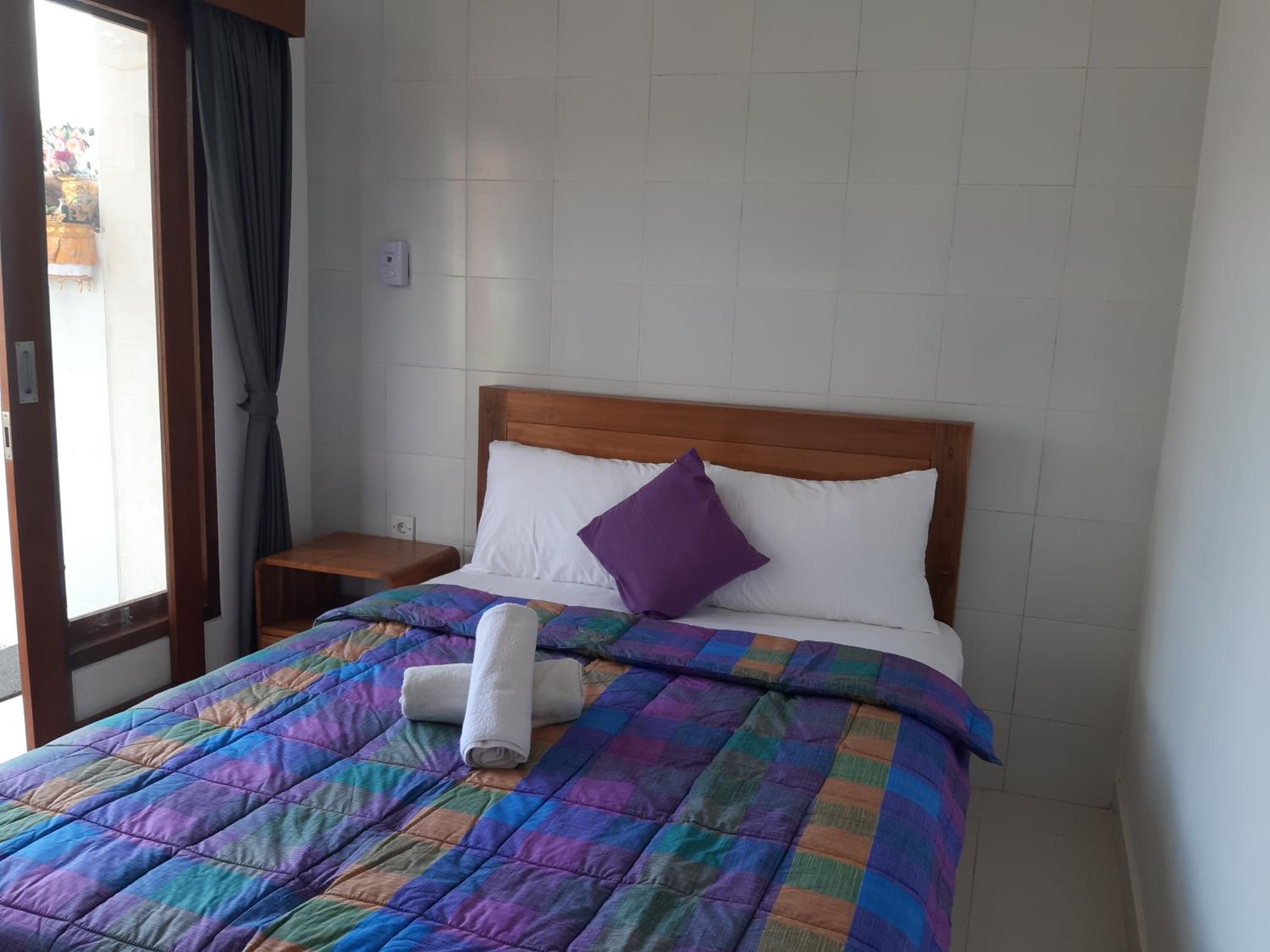 Double Room with Balcony - Photo 7