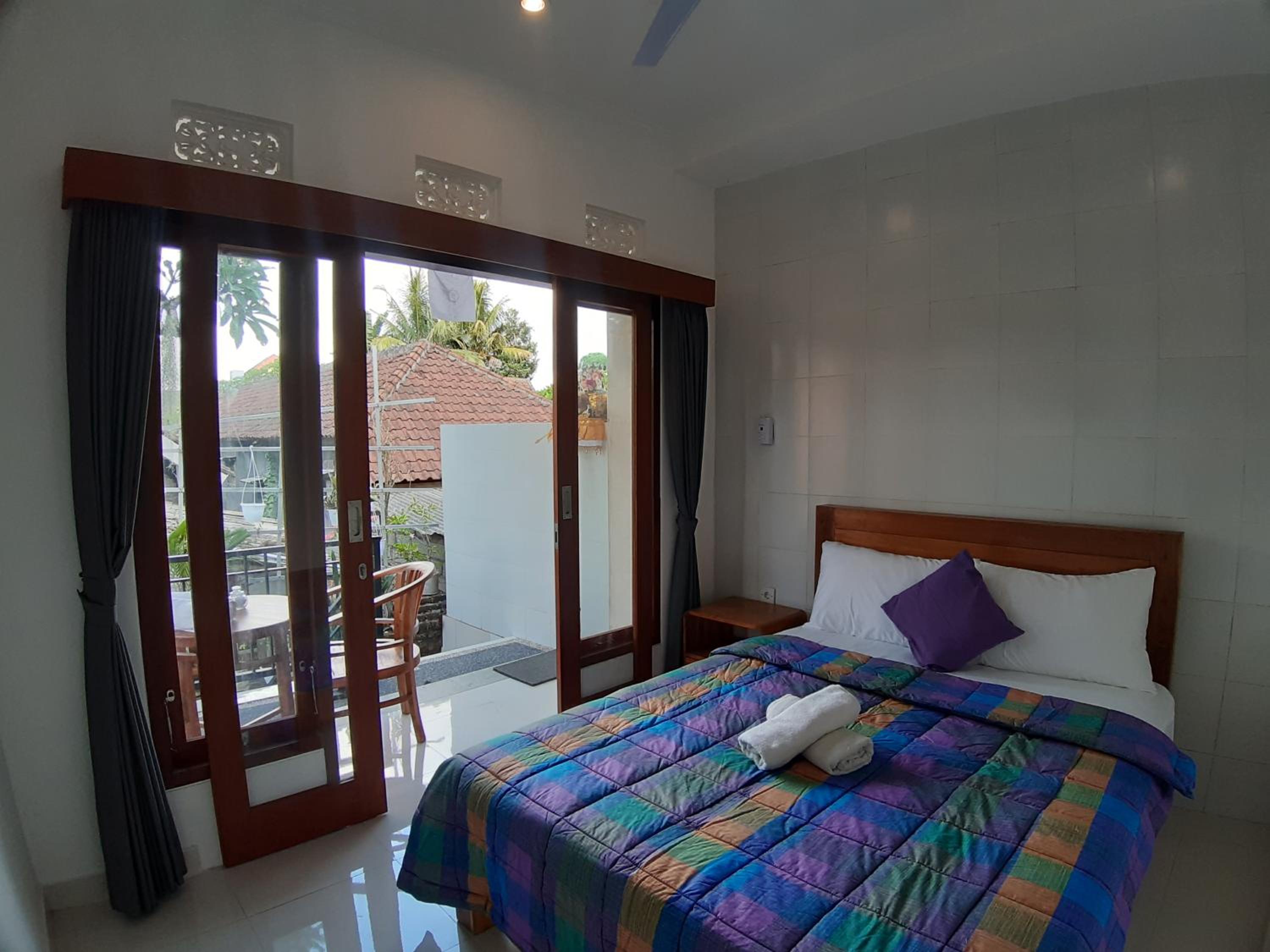 Double Room with Balcony - Photo 2