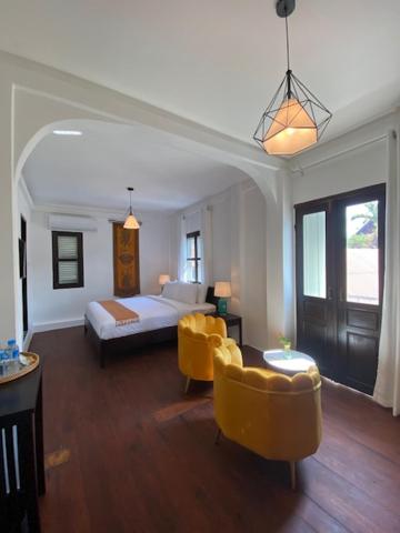 Suite with Balcony photo 2