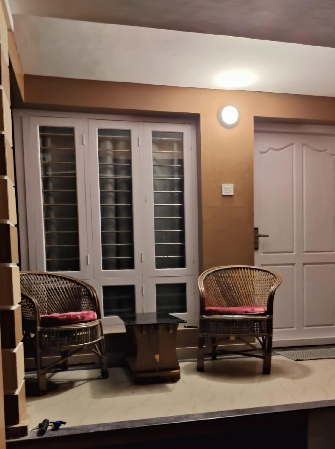 Two-Bedroom House photo 2