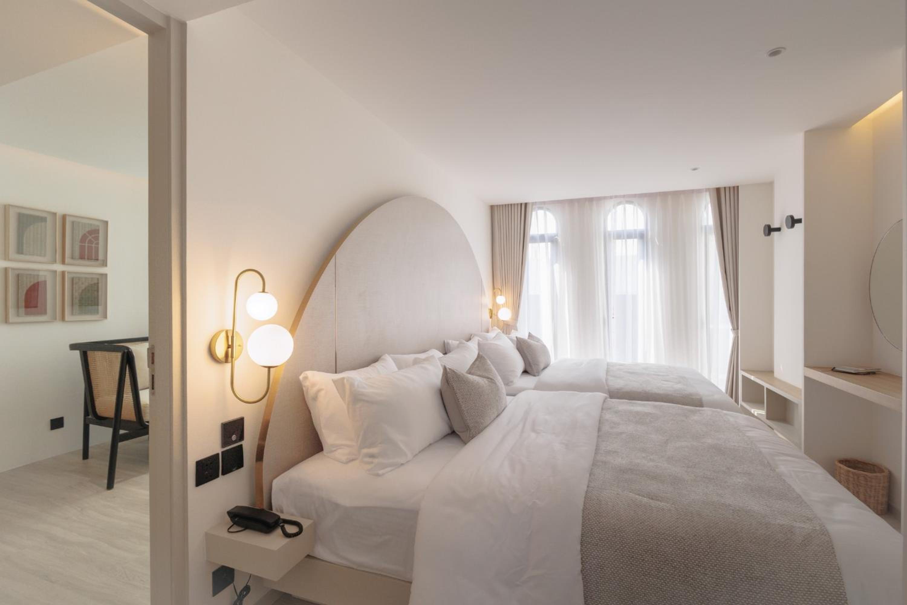 Suite Room with Two Queen Beds
