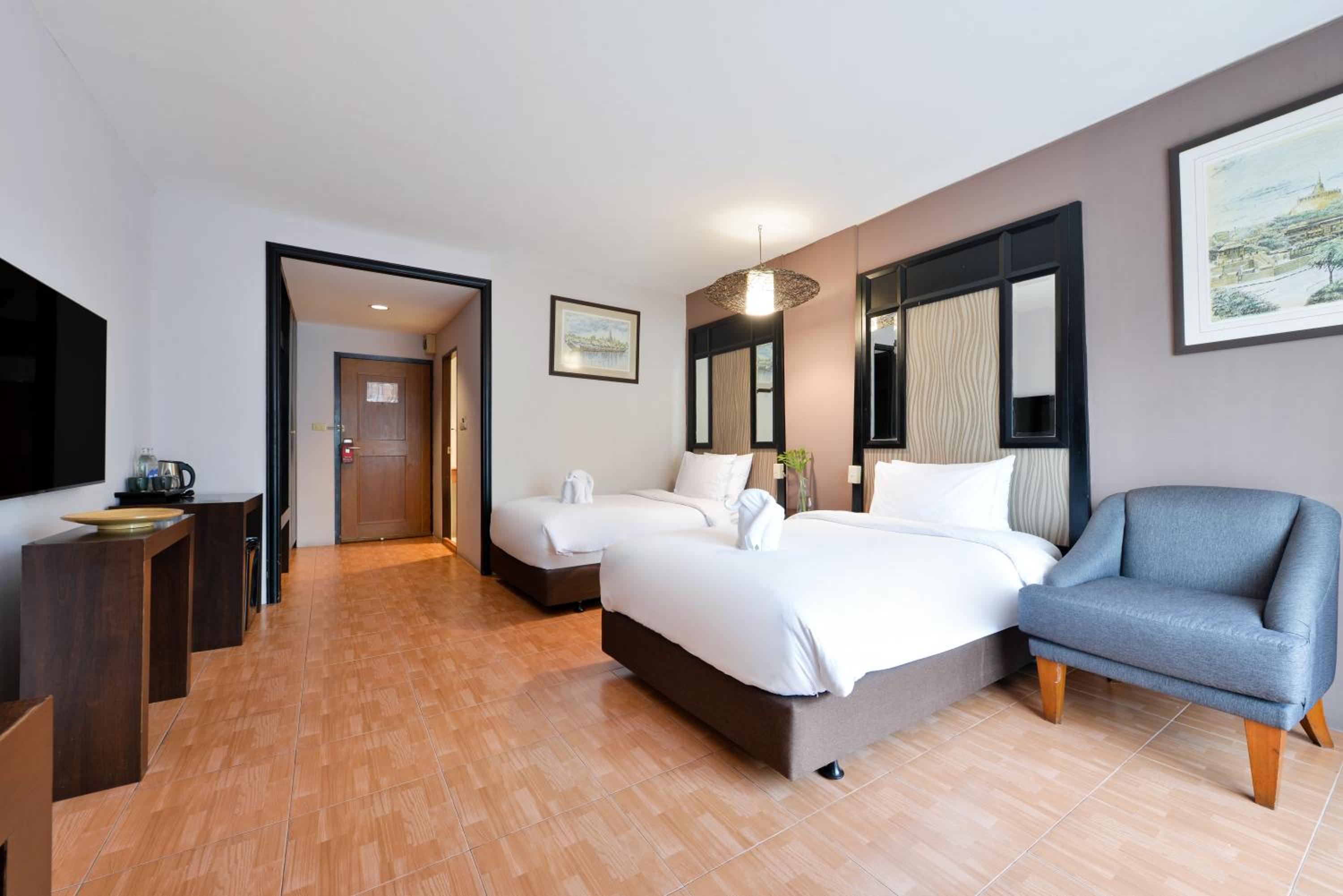Deluxe Twin Room photo 2