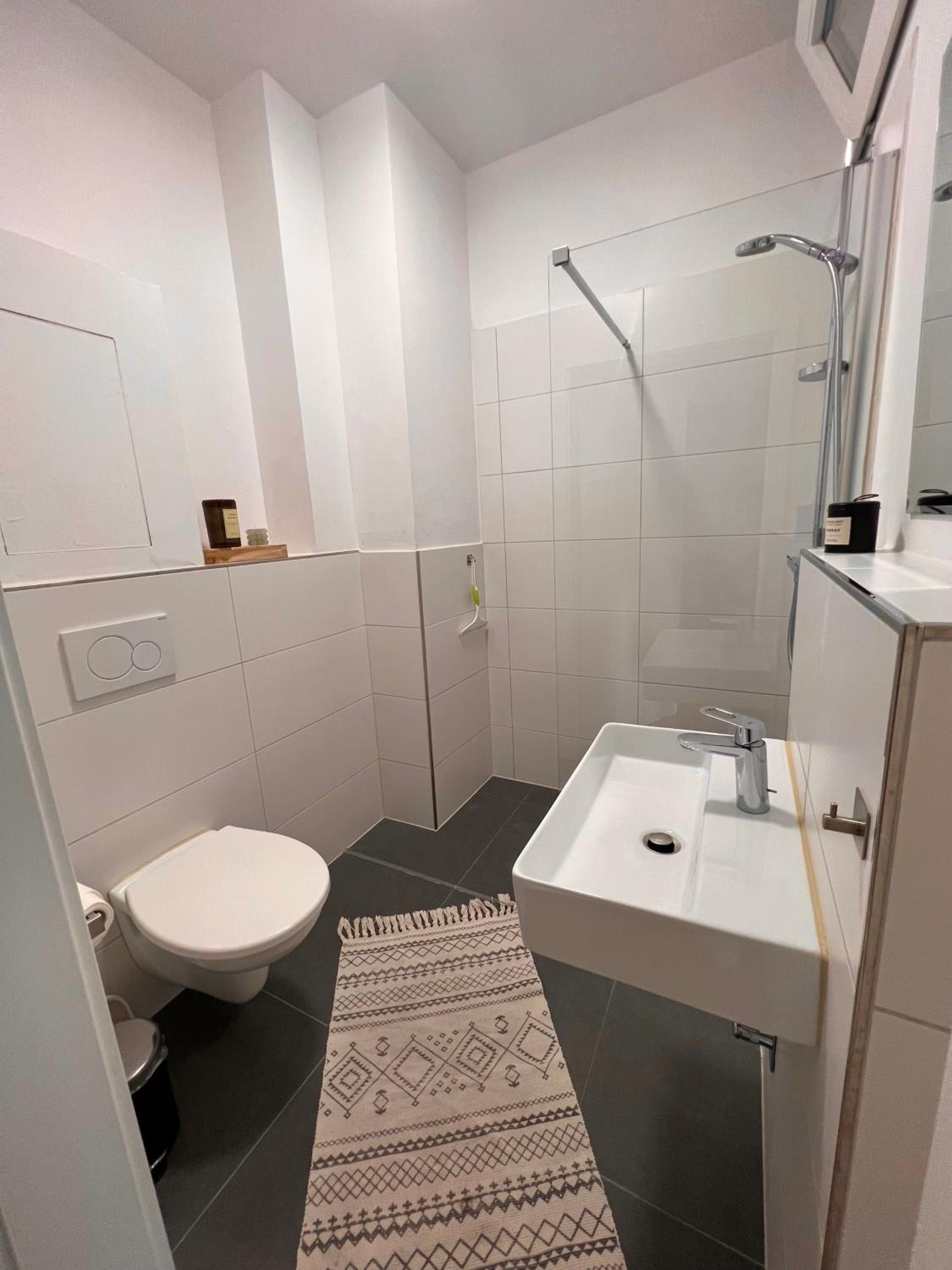 Studio Apartment photo 2