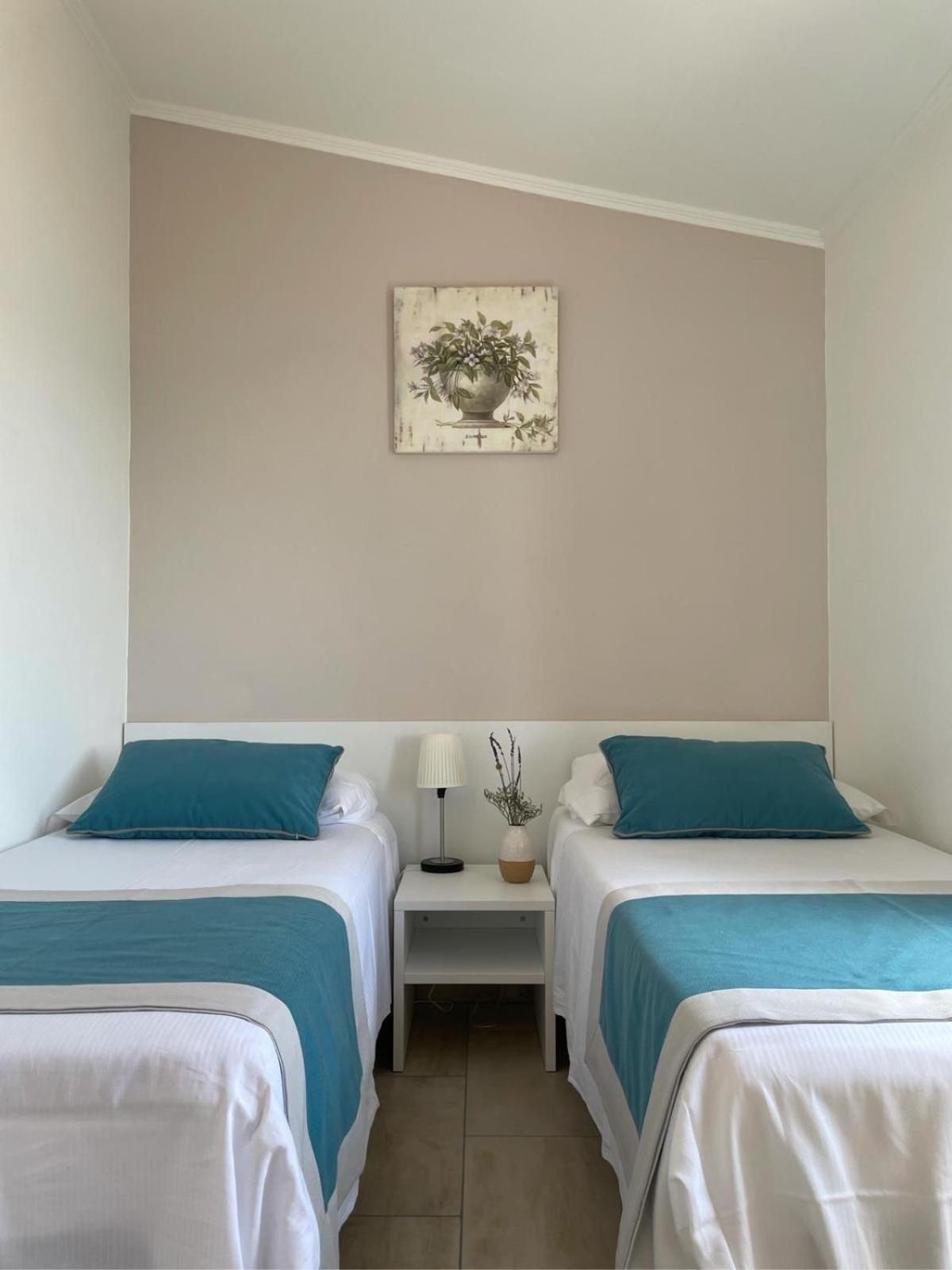 Twin Room with Balcony photo 2