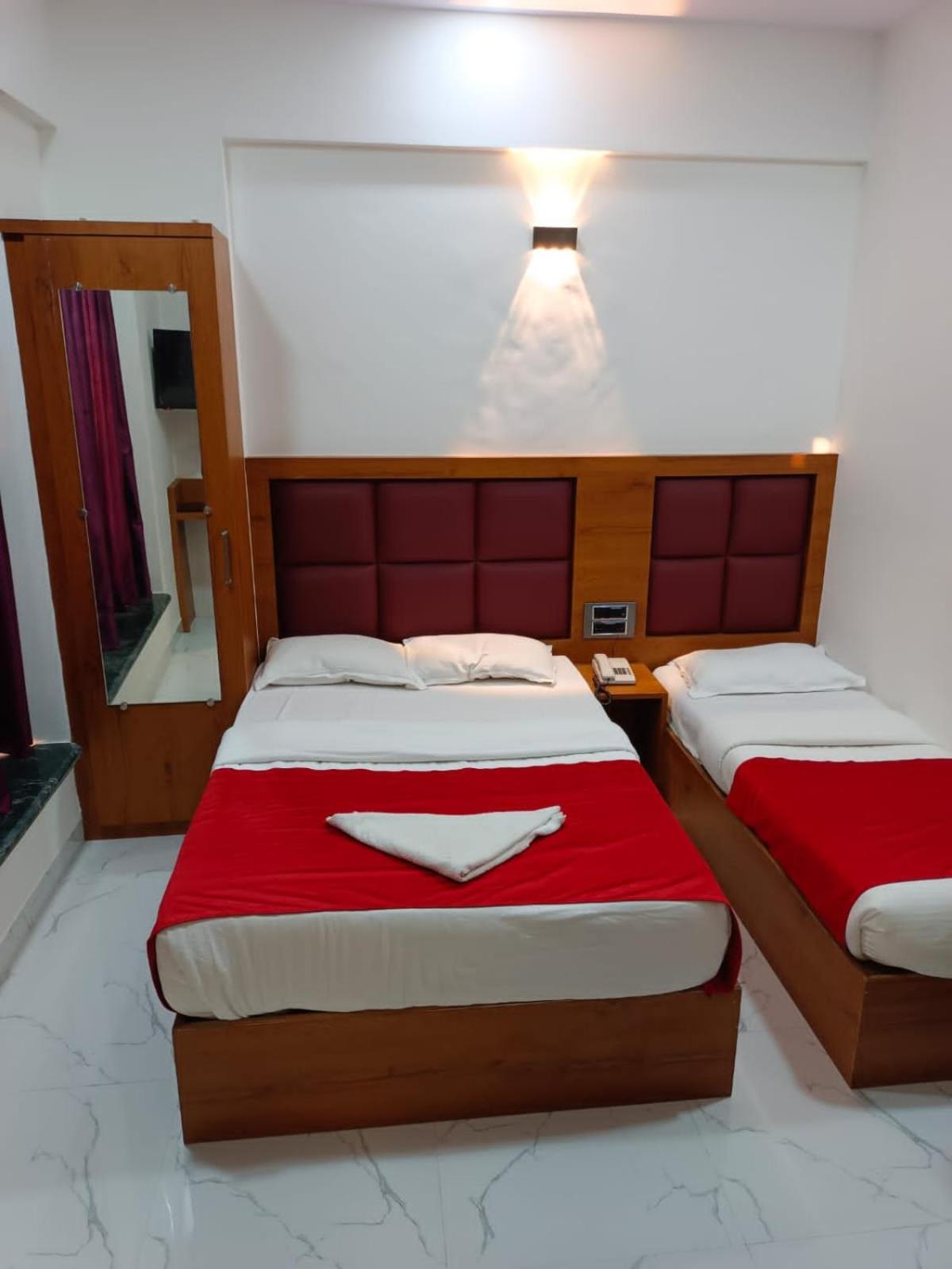 Deluxe Quadruple Room - Photo 22