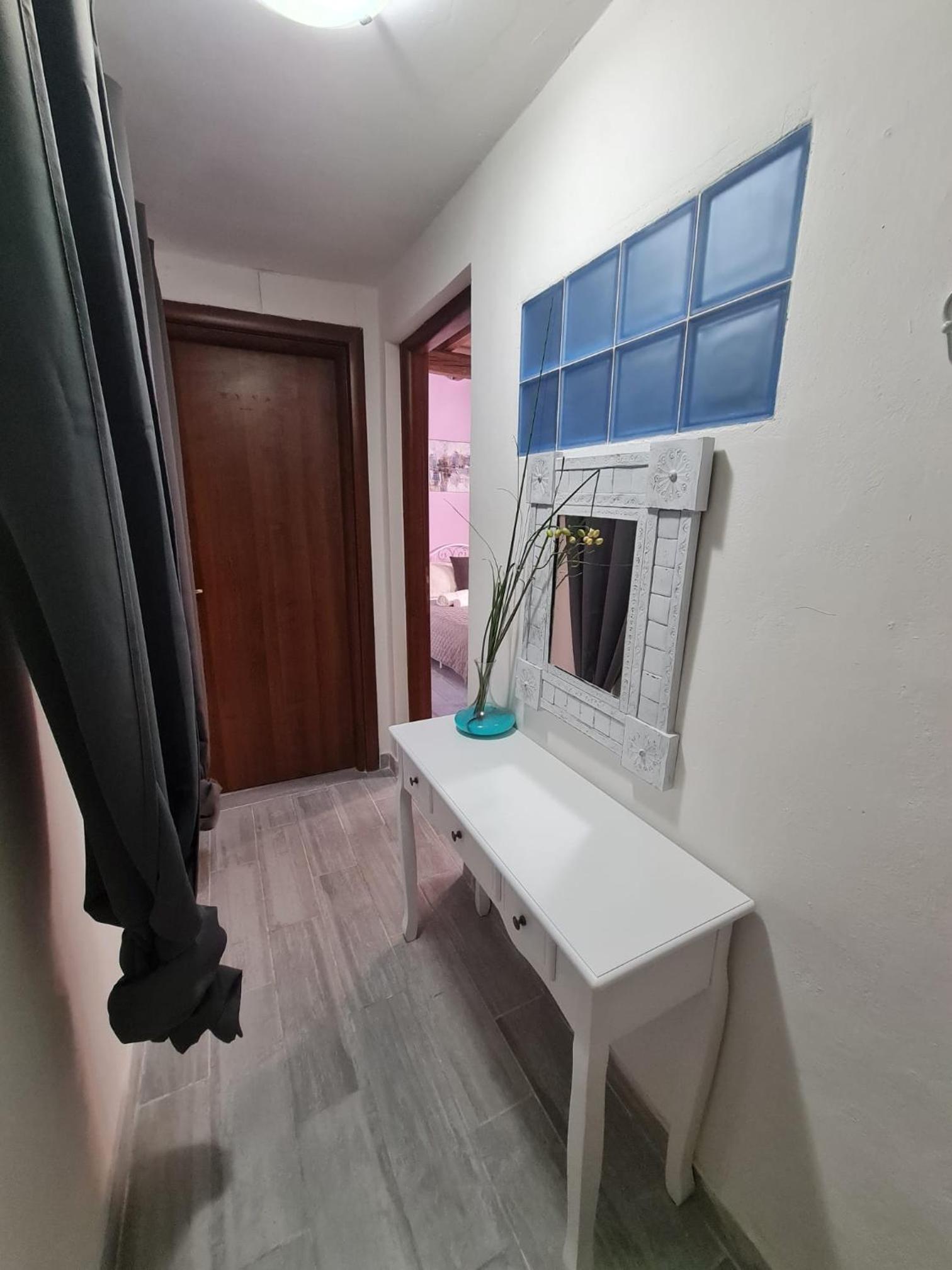 Deluxe Double Room with Bath photo 3