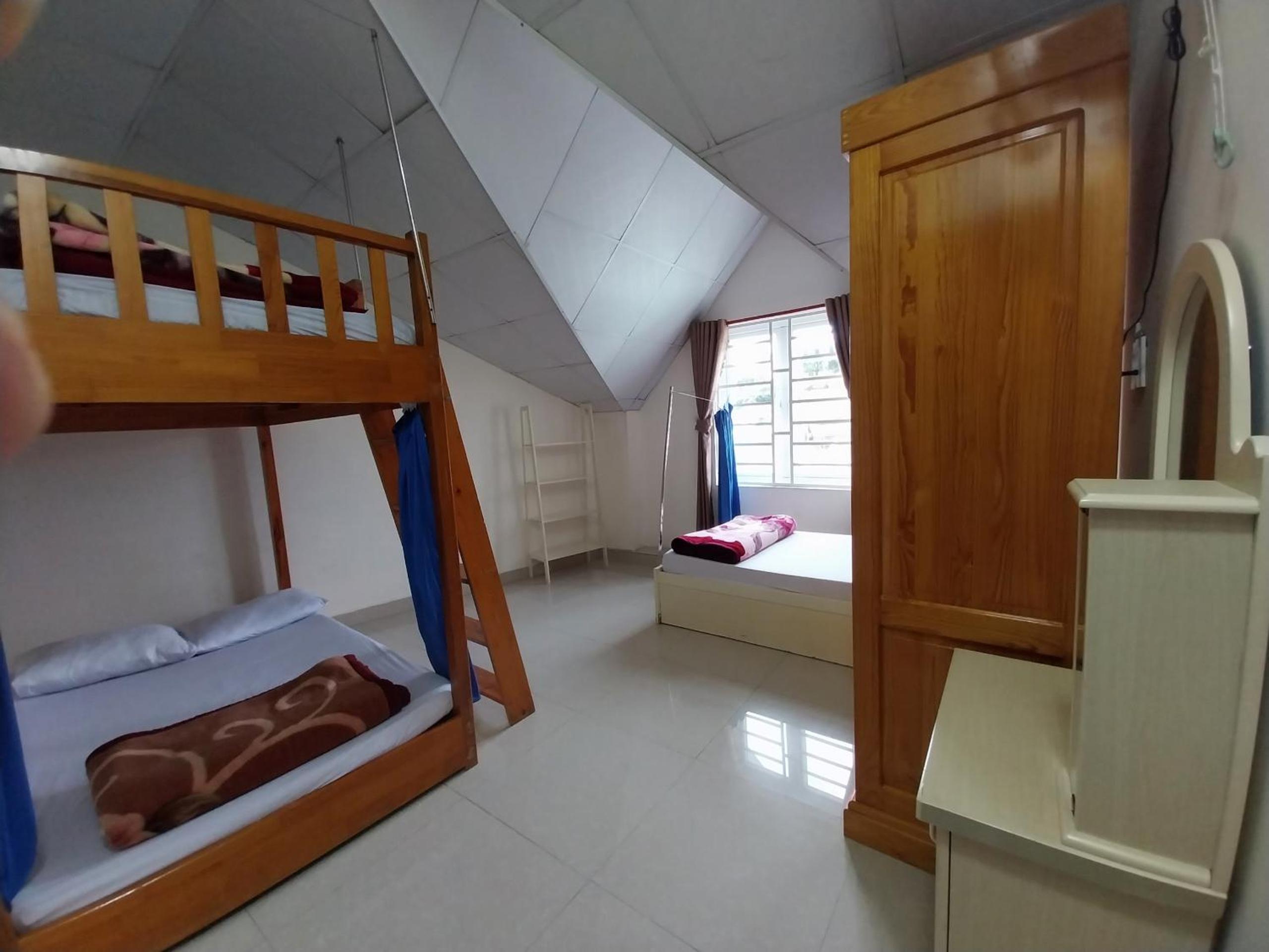 Bunk Bed in Mixed Dormitory Room photo 1