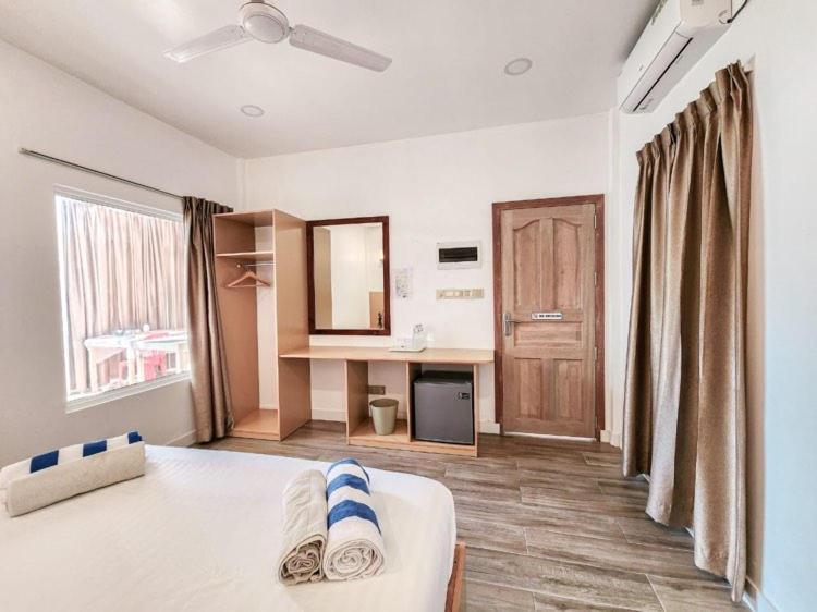 Deluxe Double or Twin Room photo 2
