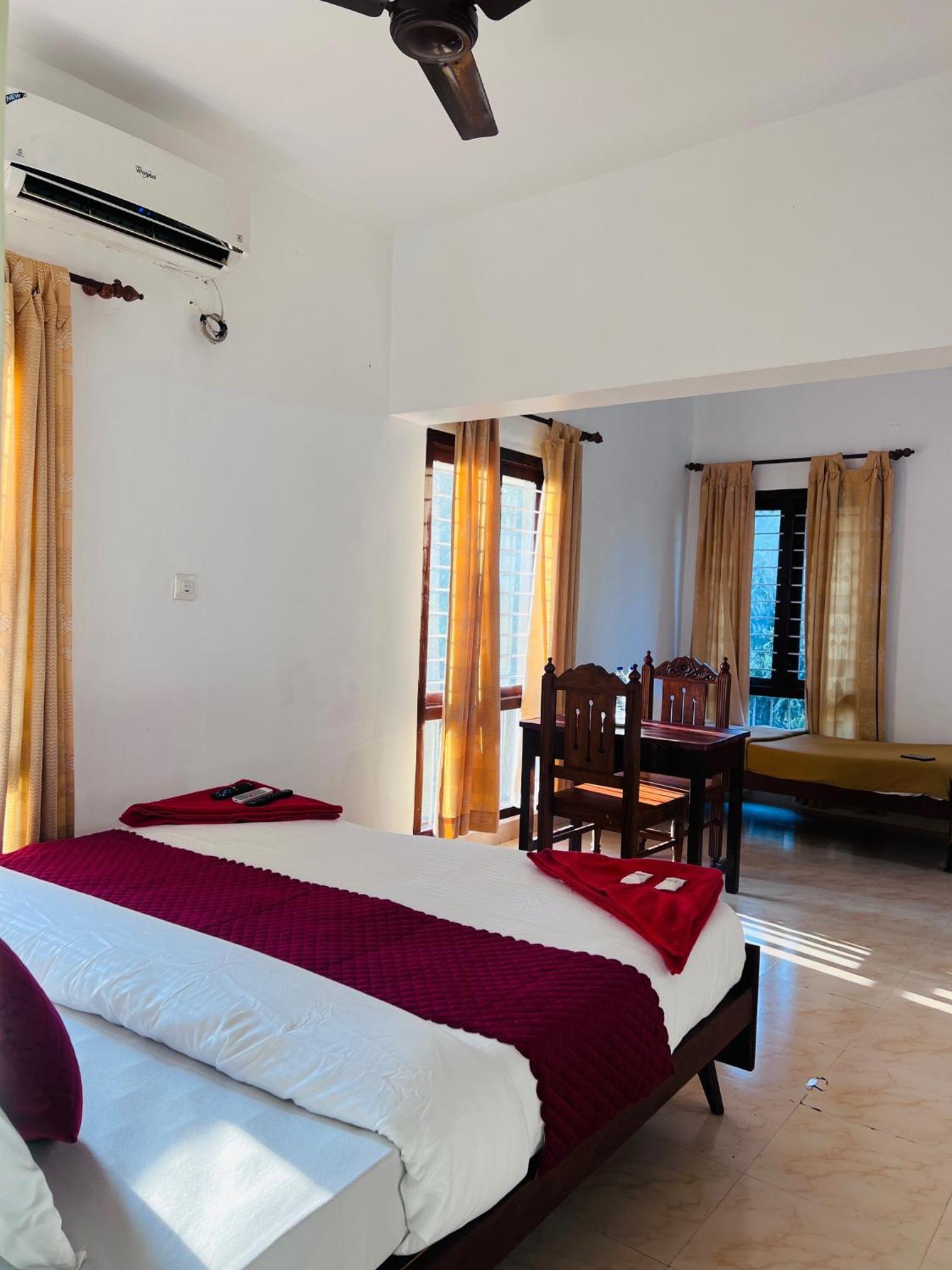 Superior Double or Twin Room - Photo 2